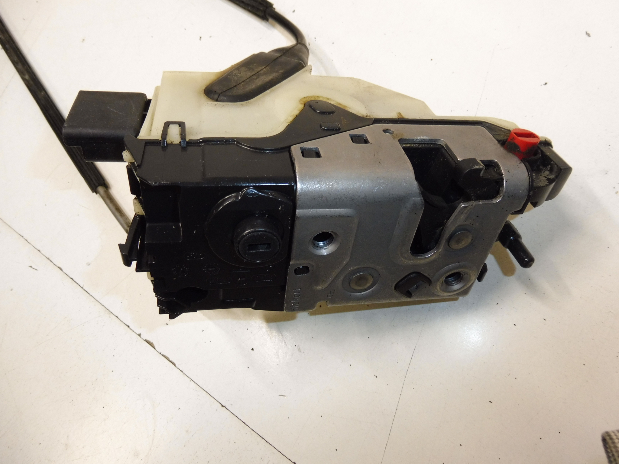 Serrure de porte arrière droite Citroën C4 9685352080 9138AH