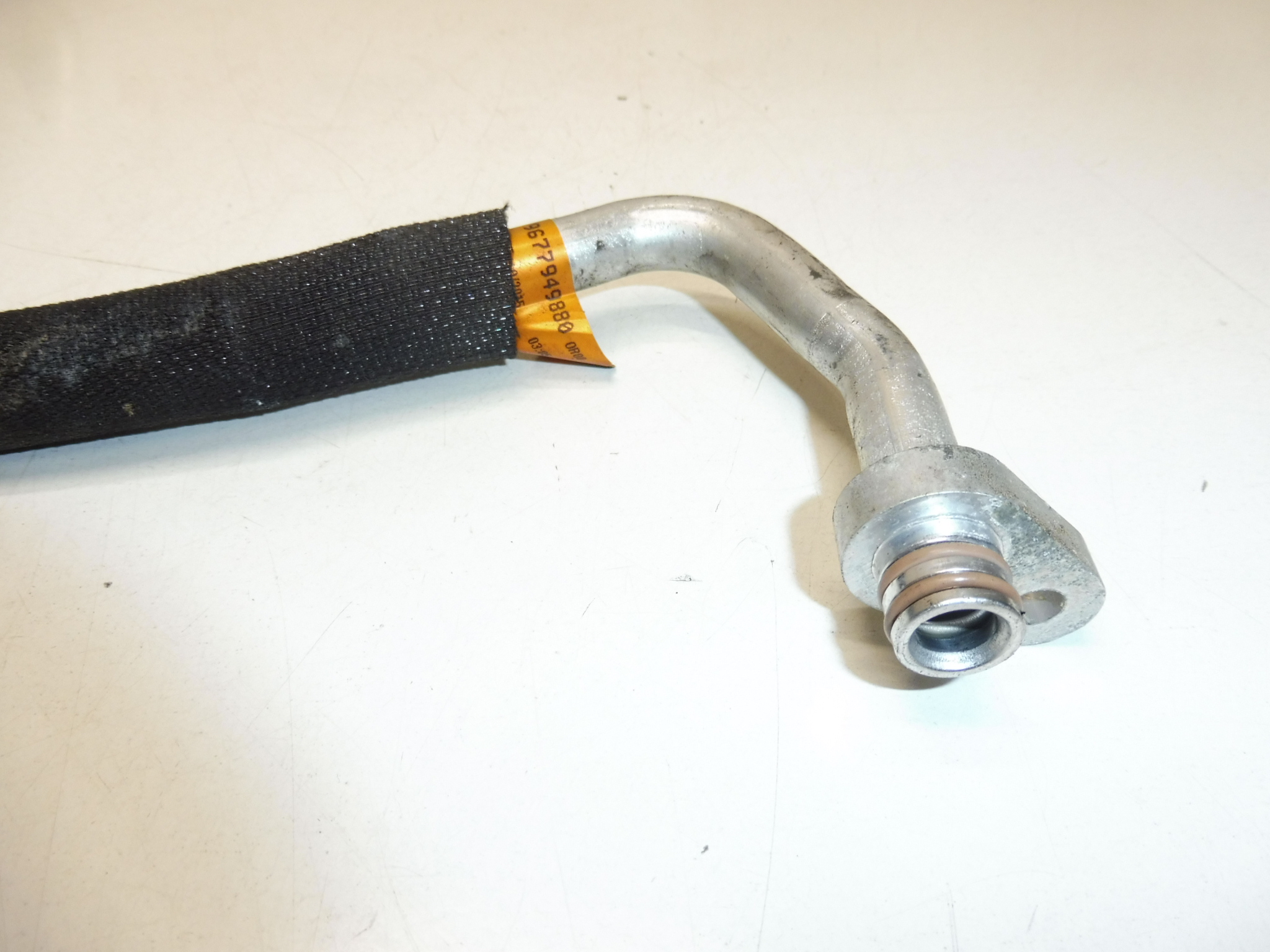 Tuyau climatique Citroën Peugeot 9677949880