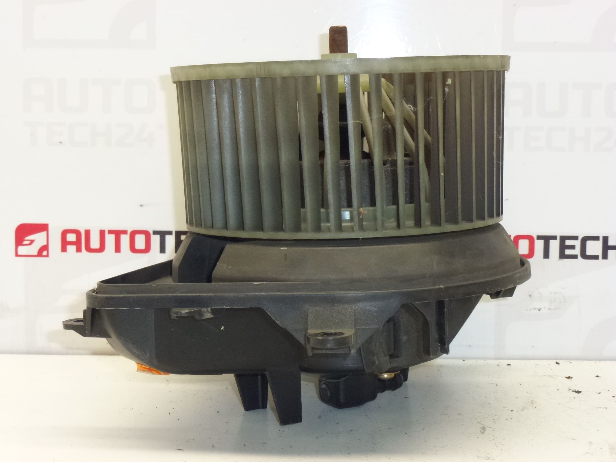 Ventilateur de chauffage Valeo Citroën Xsara 6441N0
