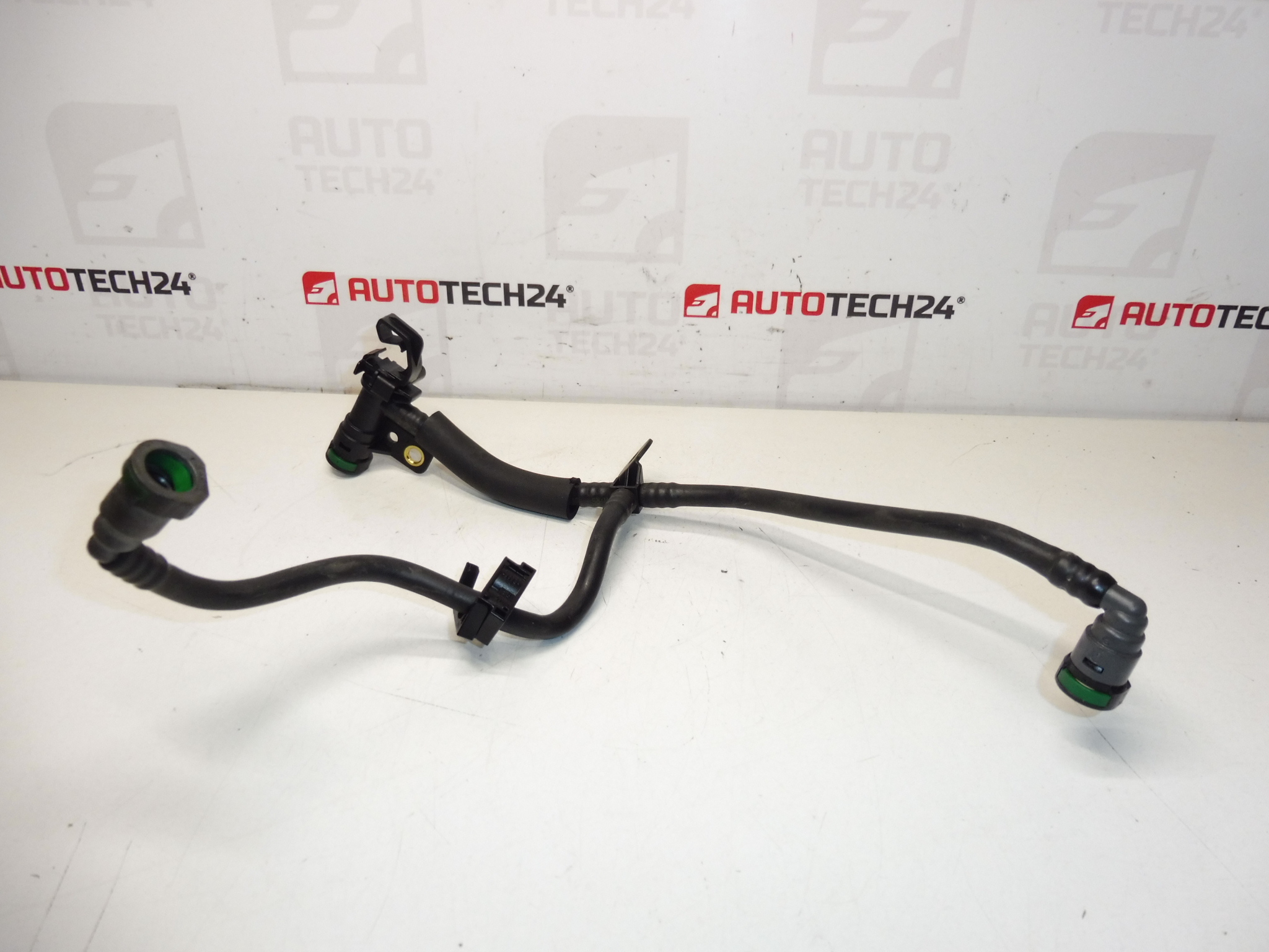 Durites d'essence Citroën Peugeot 1.6 e-HDI 9808083480 1574HV