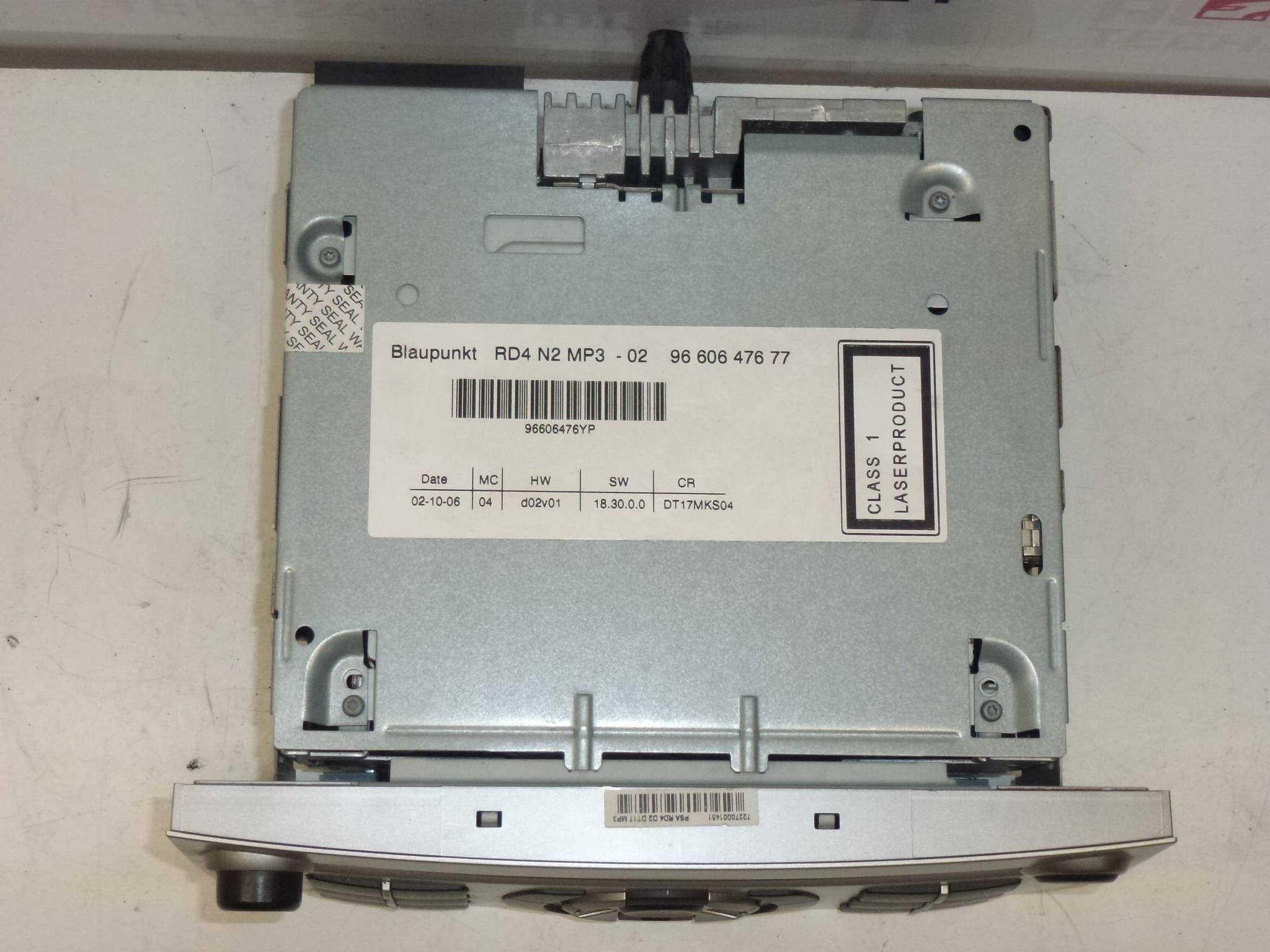 Autoradio radio CD MP3 Citroën Peugeot RD4 N2 9660647677 657953