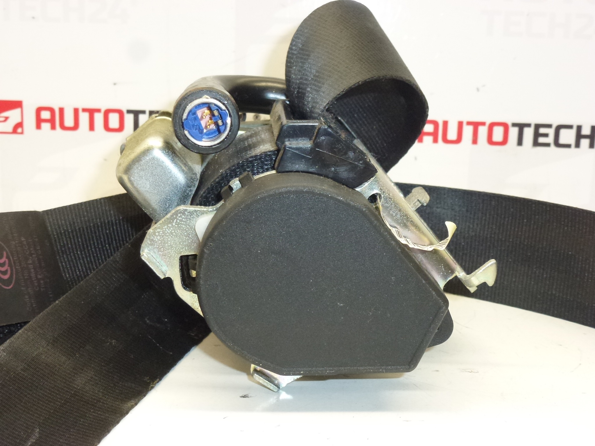 Ceinture de sécurité gauche Peugeot 207 96869034XX 8975JAY