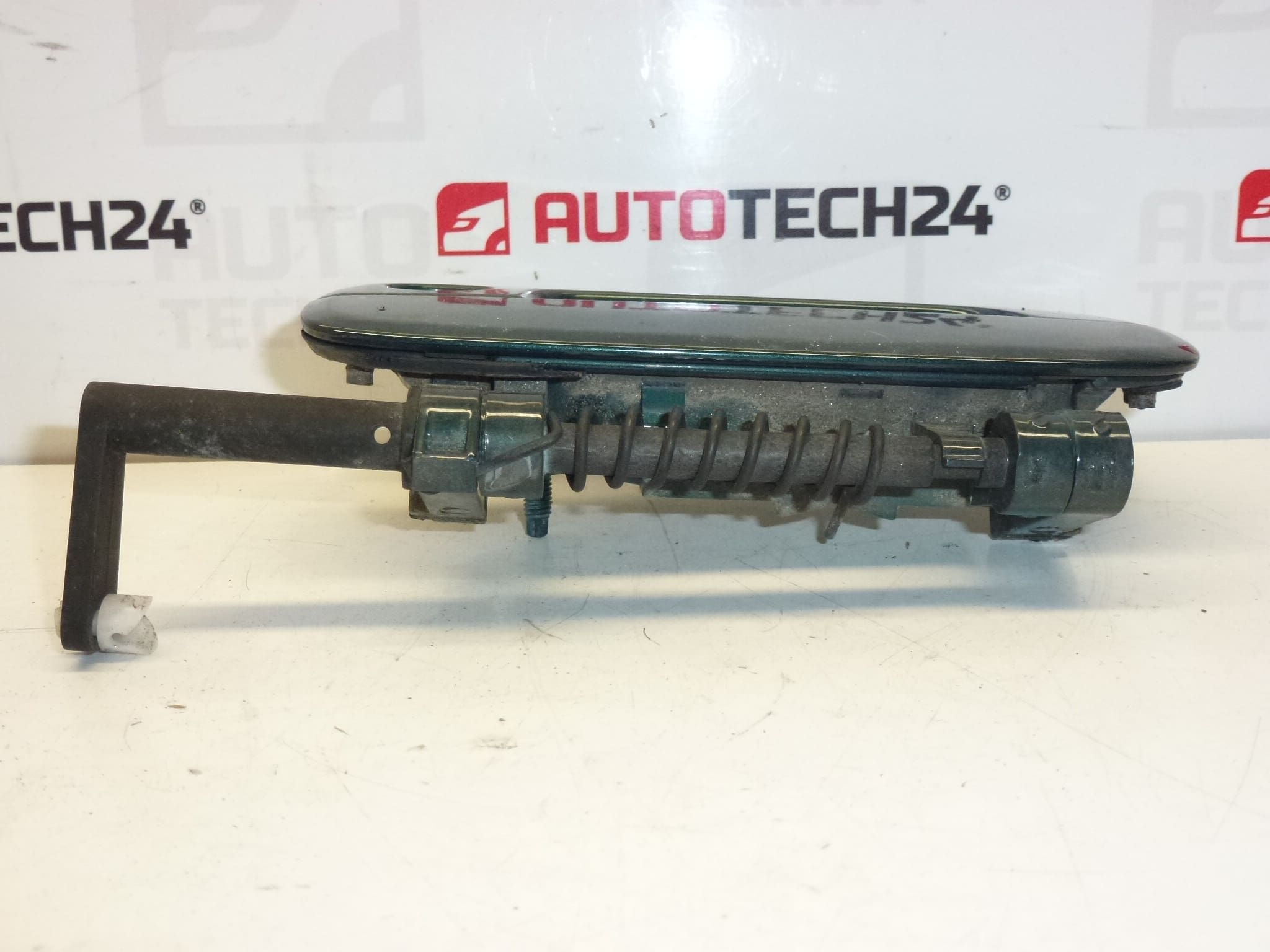 Poignée de porte avant gauche Peugeot 9101H2 9621858877