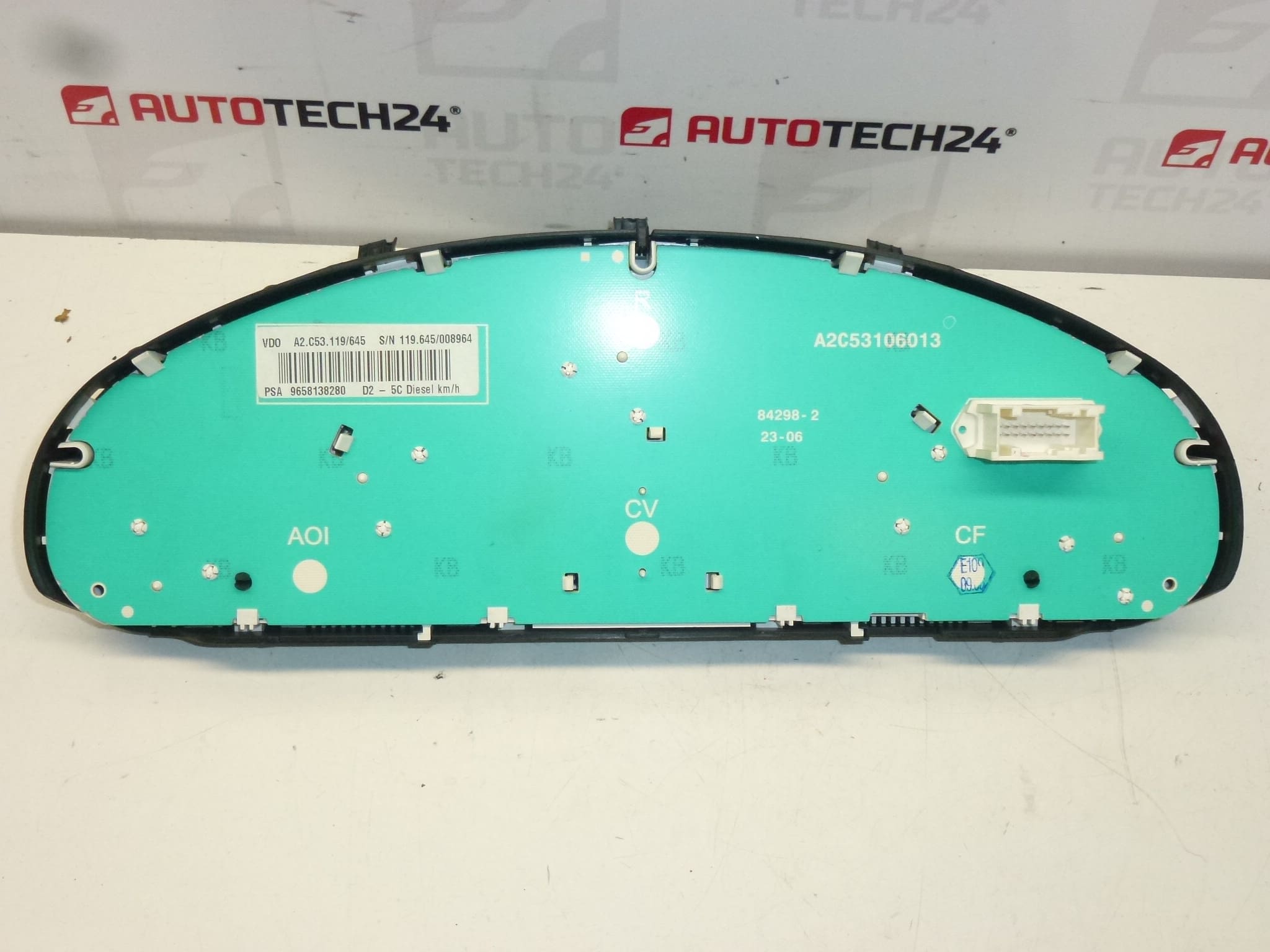 Compteur de vitesse Peugeot 407 188 mille km 9658138280