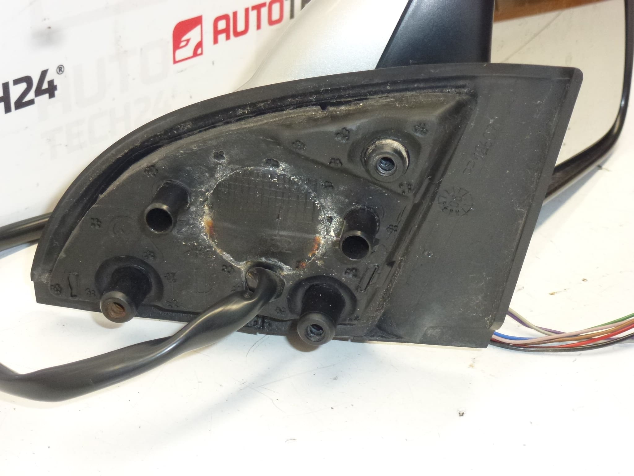 Rétroviseur droit rabattable électriquement ETSC Peugeot 307 8149VT