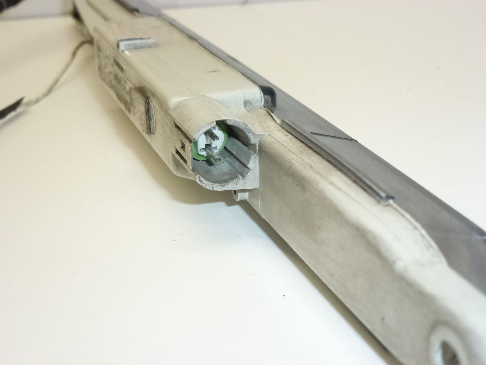 Troisième feu stop Peugeot 406 Break 962300938 6350H4