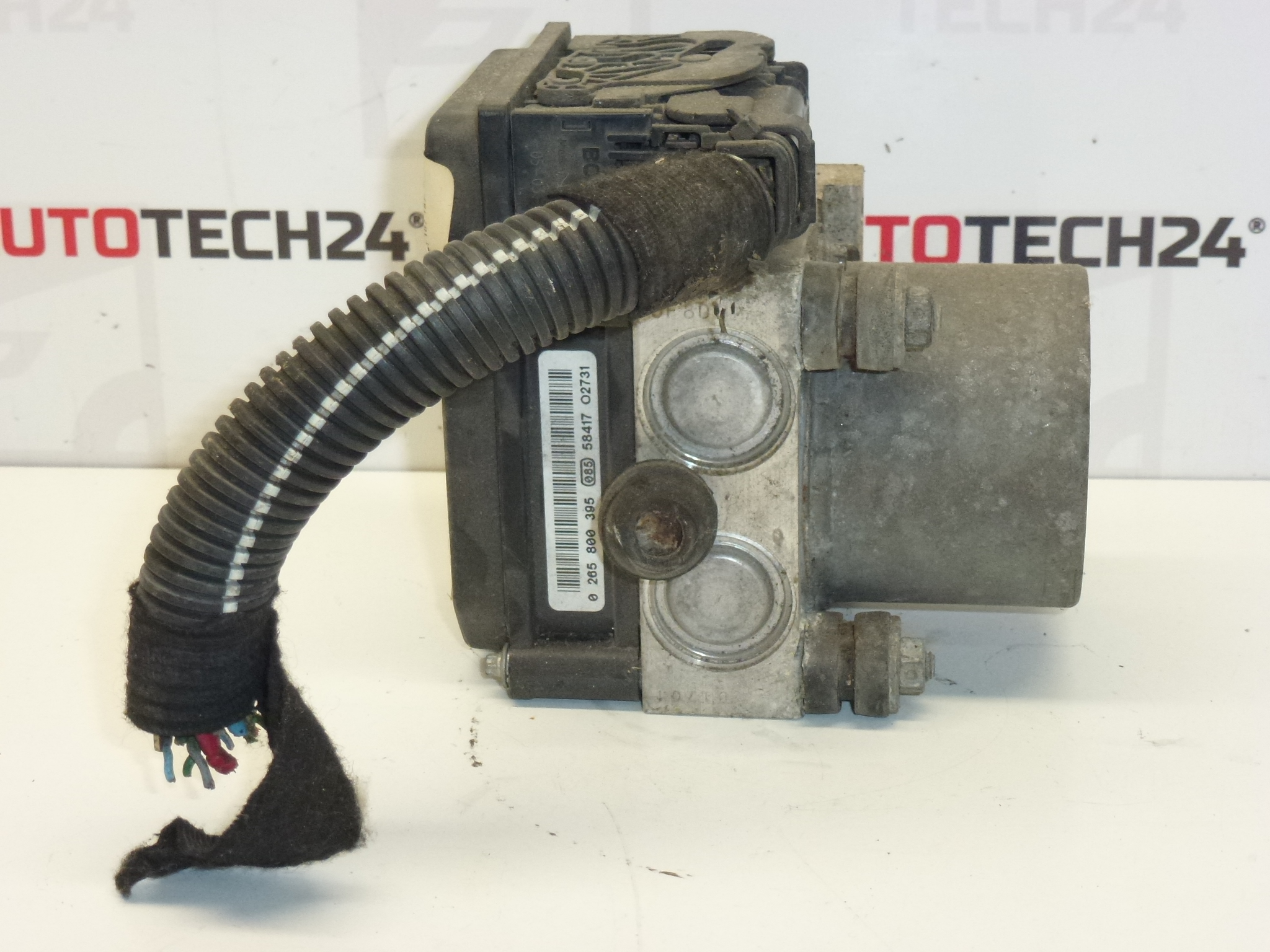 Pompe ABS + câblage Citroën C4 Peugeot 307 9657352780 4541J1
