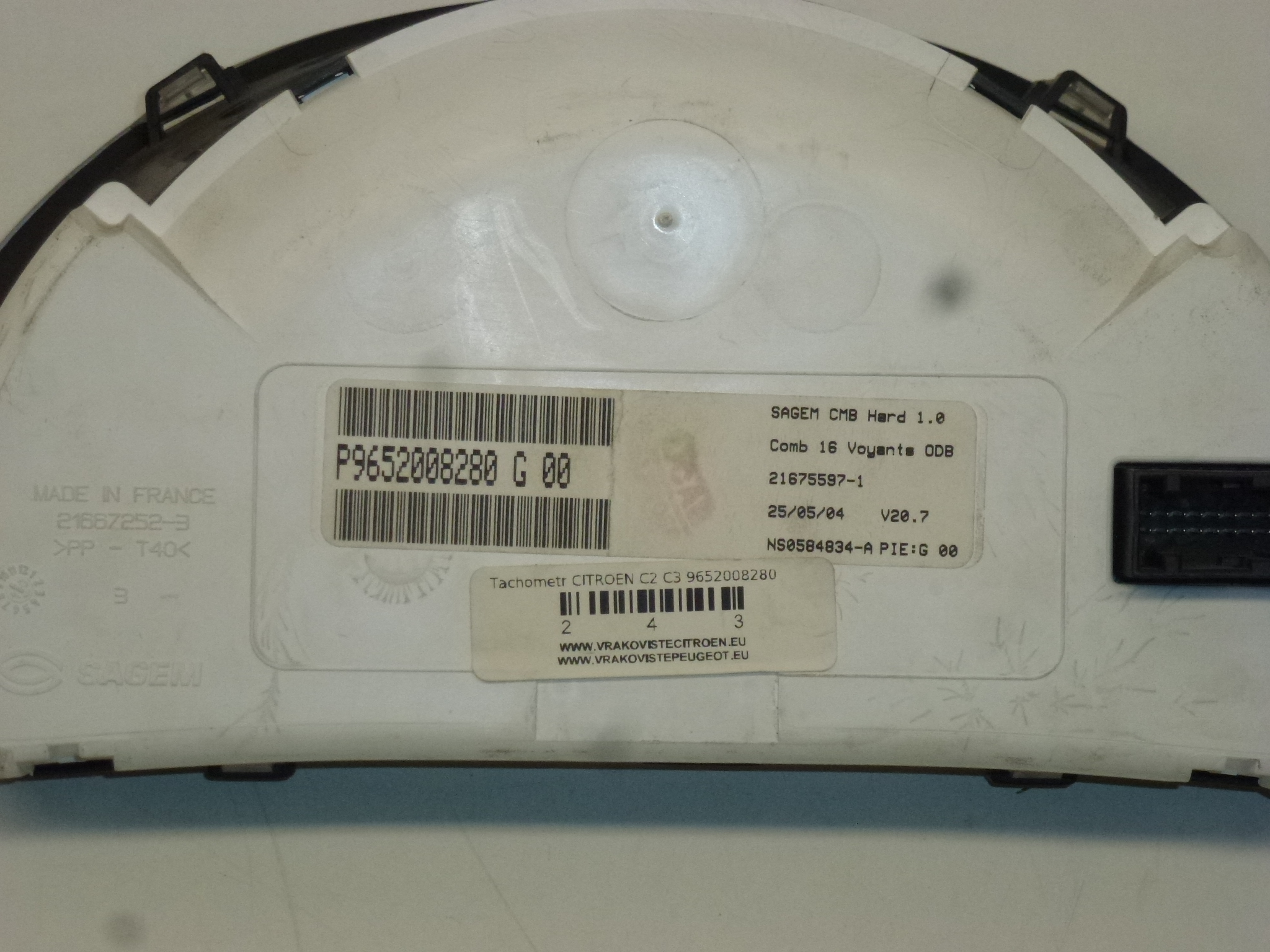 Compteur de vitesse Citroën C2 C3 kilométrage 166000 km 9652008280