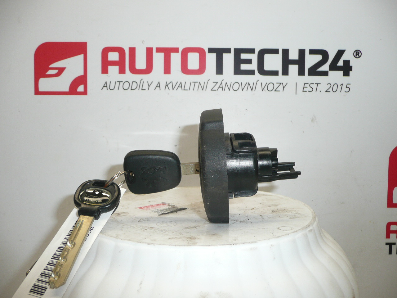 Bouchon de réservoir avec clé Citroën Peugeot 1508L7