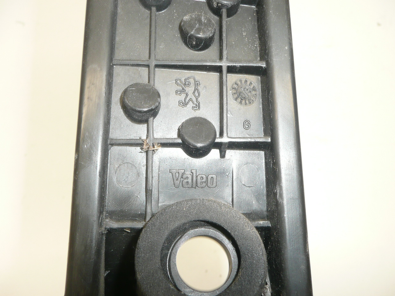 Douille de feu arrière gauche Peugeot 206 Combi 6350R4