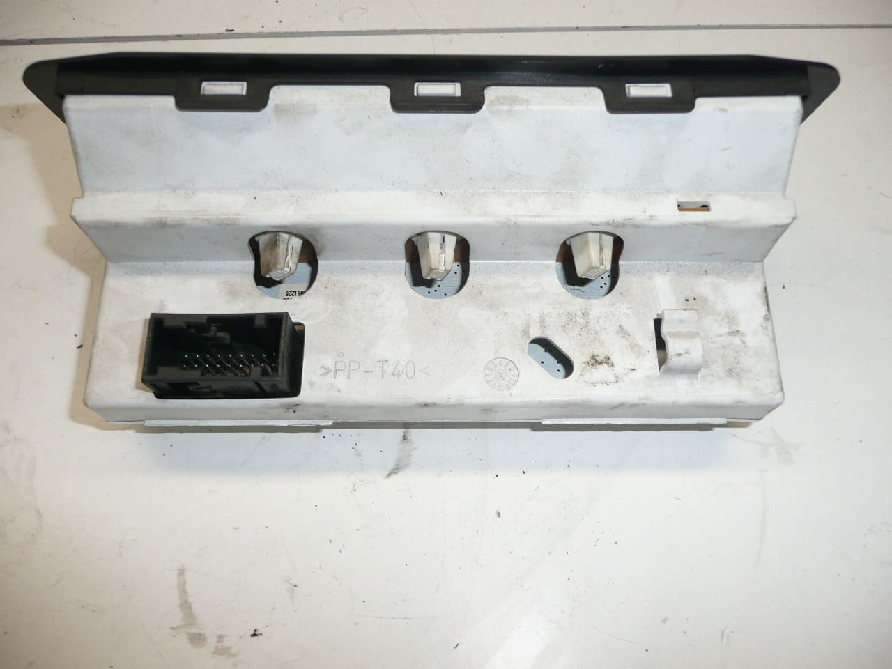 Affichage Peugeot 206 96564643XT C00 6563HV – Image 2