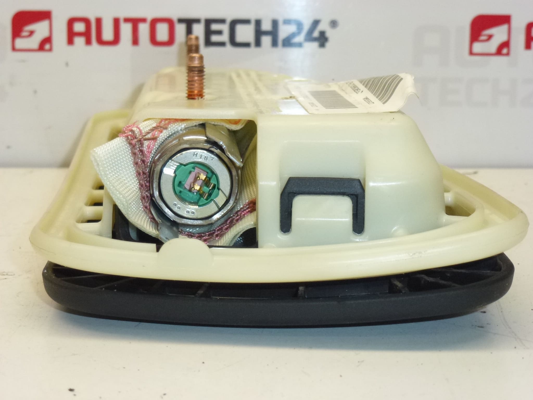 Airbag Latéral Gauche Siège Peugeot 407 96625550ZD – Image 2