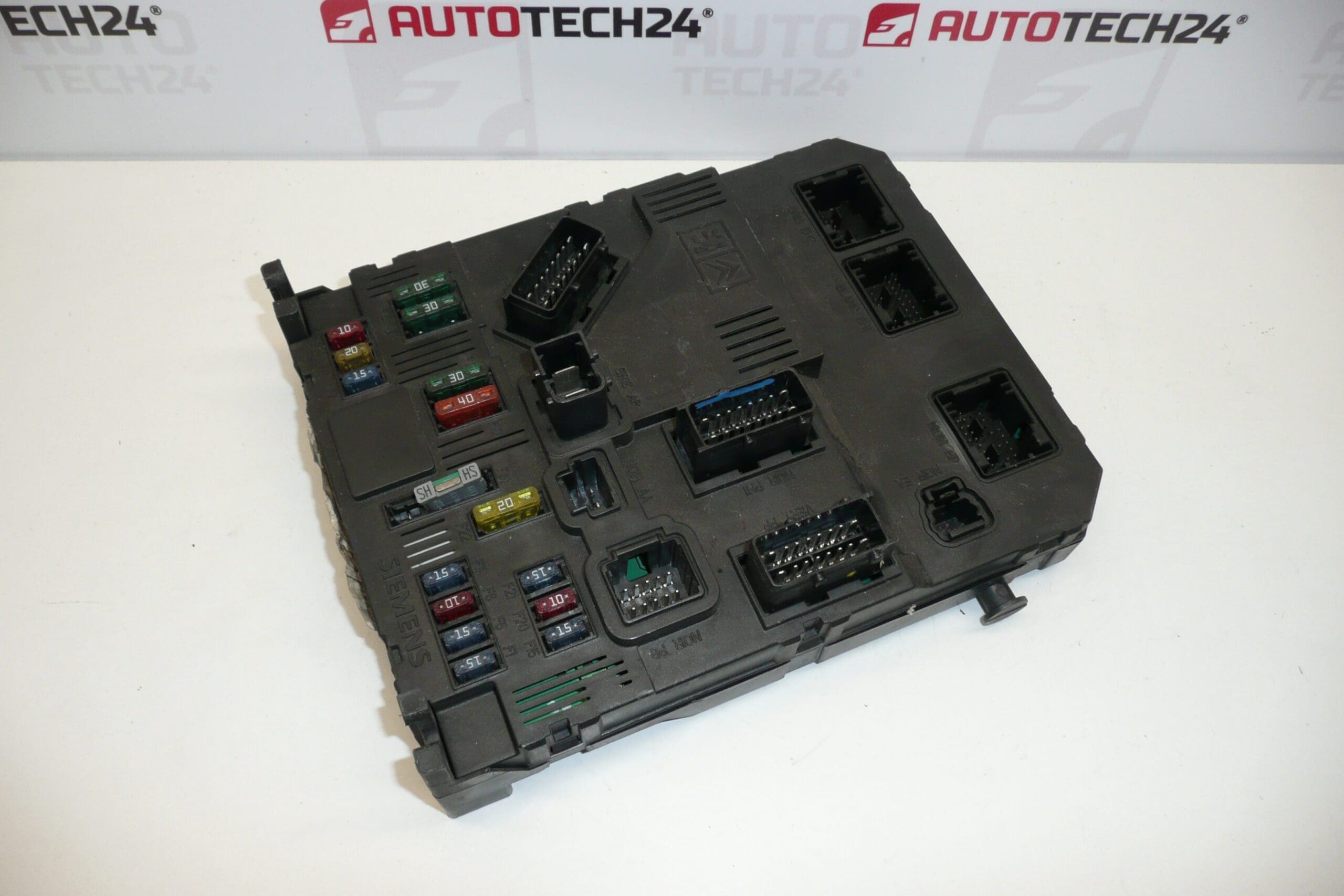 Unité Multifonction BSI E02-00 Siemens Pour Peugeot 206 9649627880 – Image 2