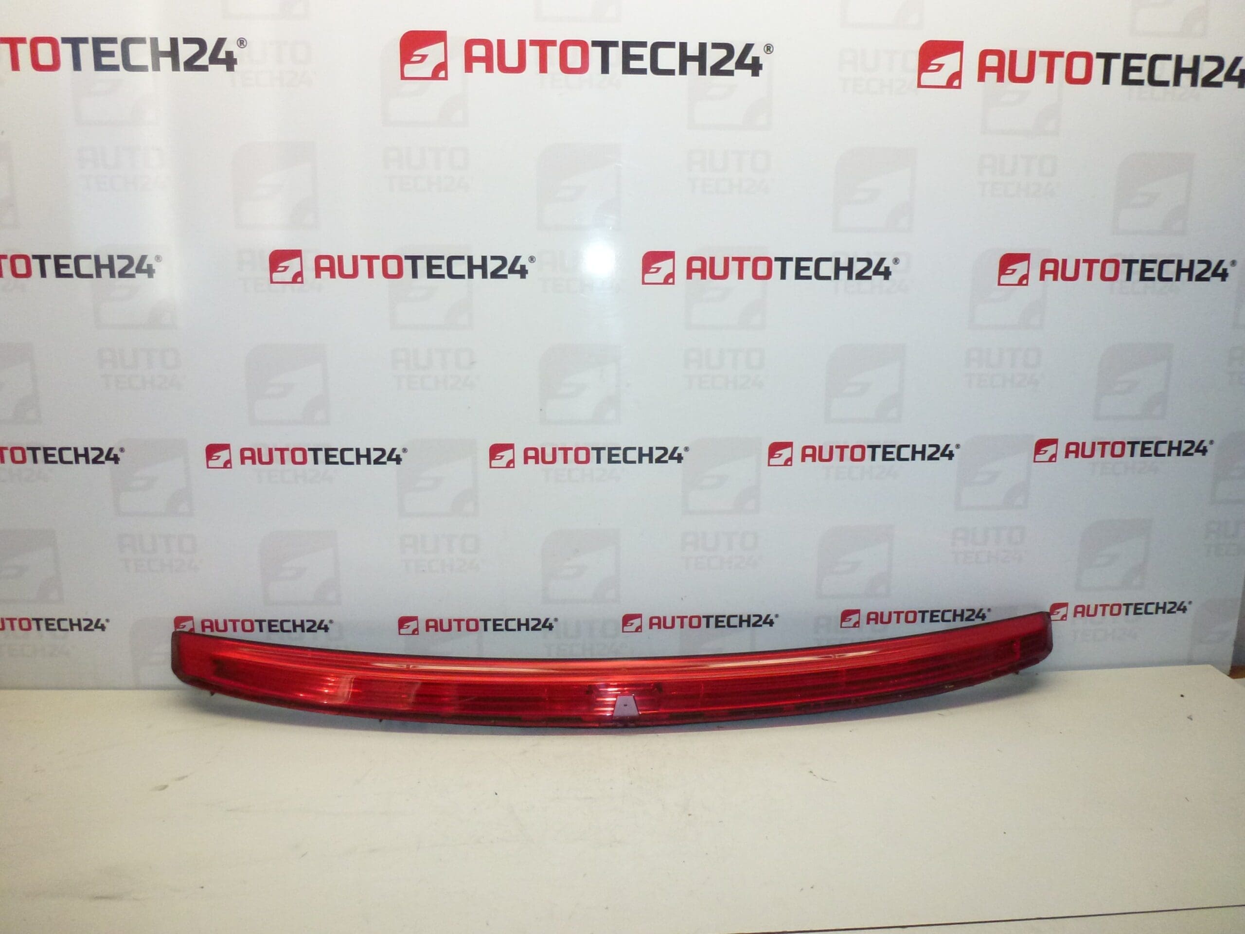 Feux de freinage arrière Citroën C4 Picasso 9654435580 96834980