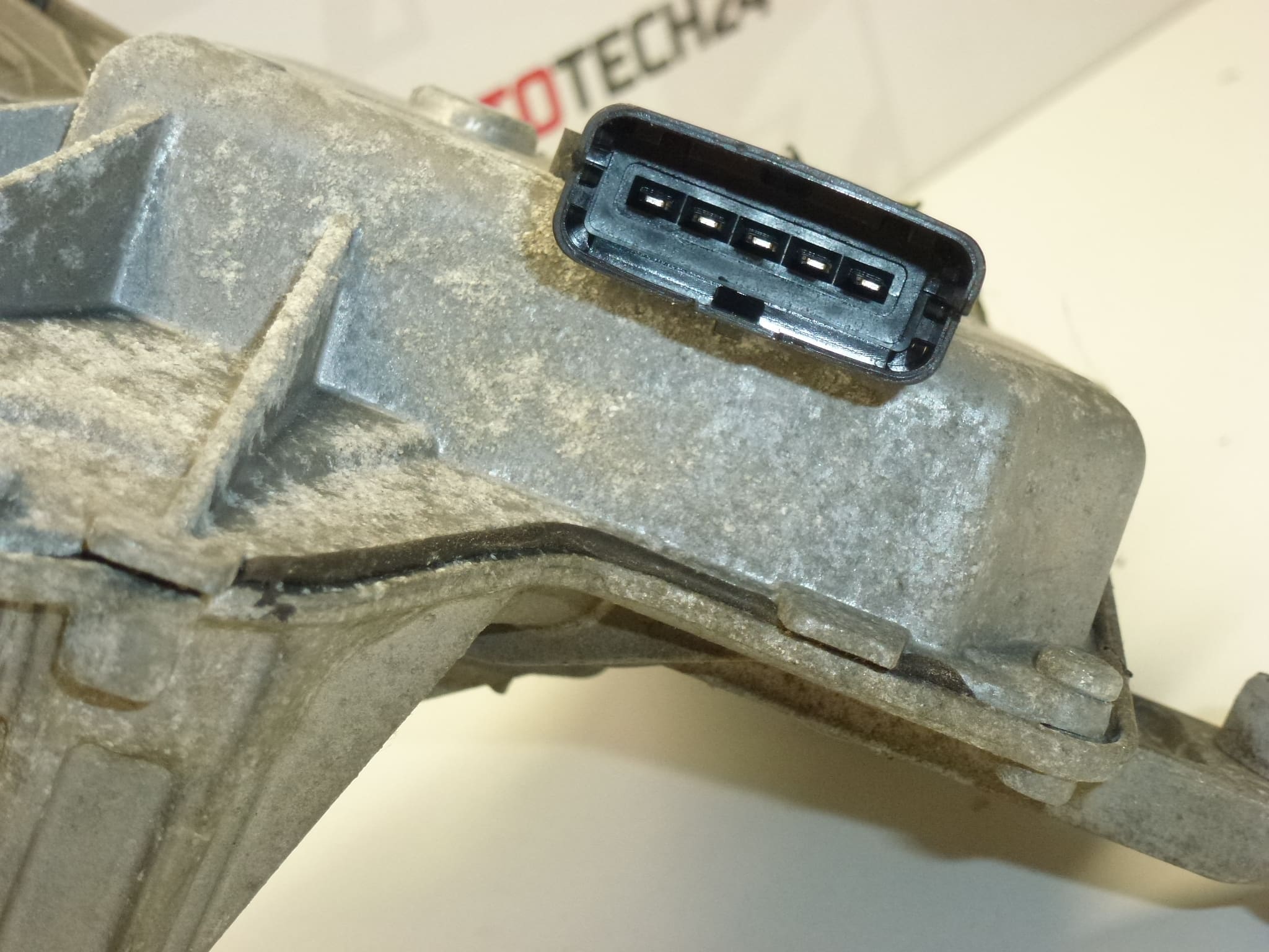 Moteur d'essuie-glace gauche Citroën C4 Picasso 9687621780 6405NH – Image 2