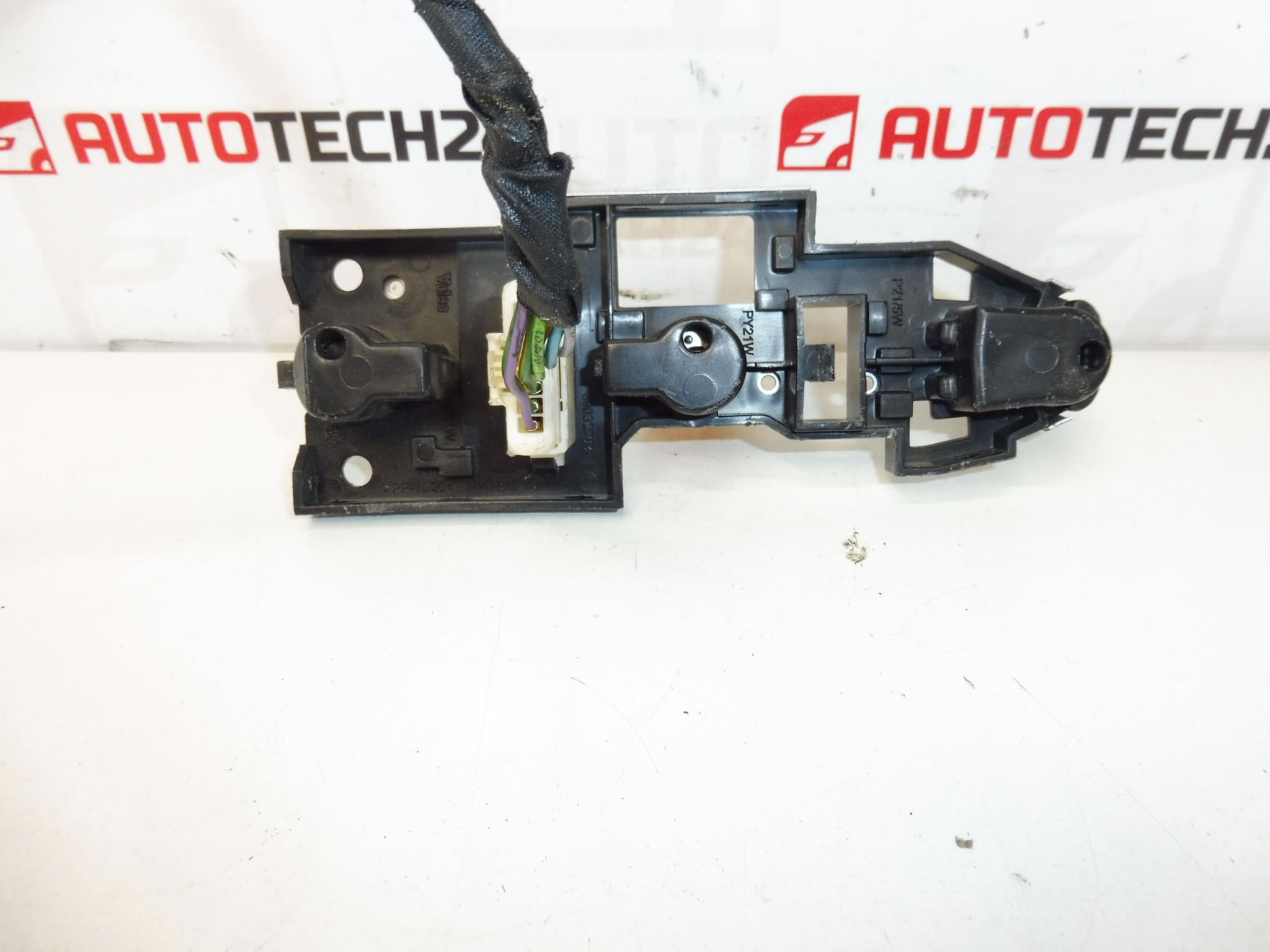 Douille Arrière de Lampe avec Câblage Citroën C5 II 89032703 – Image 2