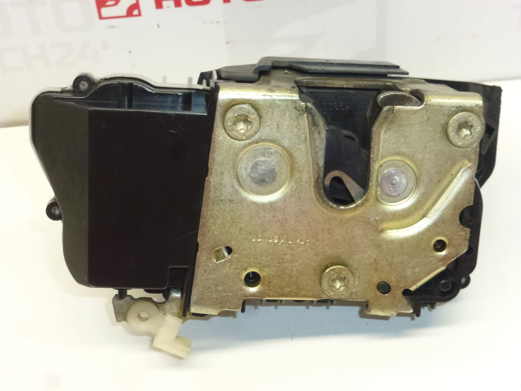 Serrure de porte avant gauche Peugeot 307 II 9135Z0 – Image 2