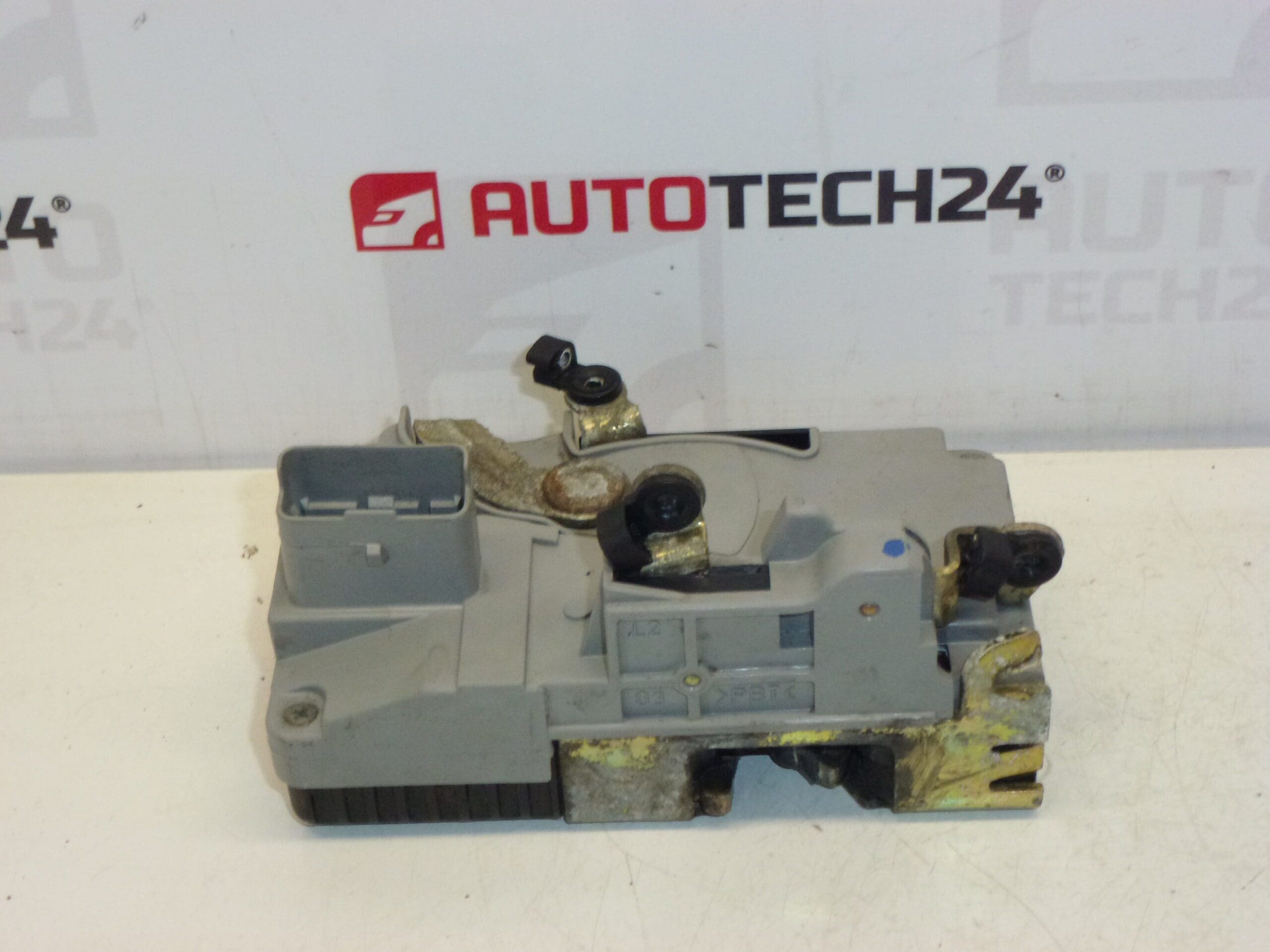 Serrure de Porte Avant Gauche Électrique Citroën Peugeot 9135H8 – Image 2