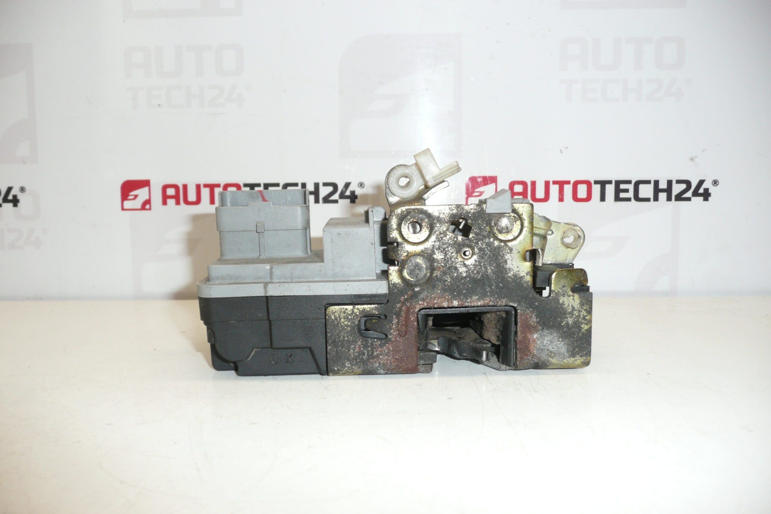 Verrou Électrique de Porte Avant Gauche Citroën Berlingo 9135H6 – Image 2