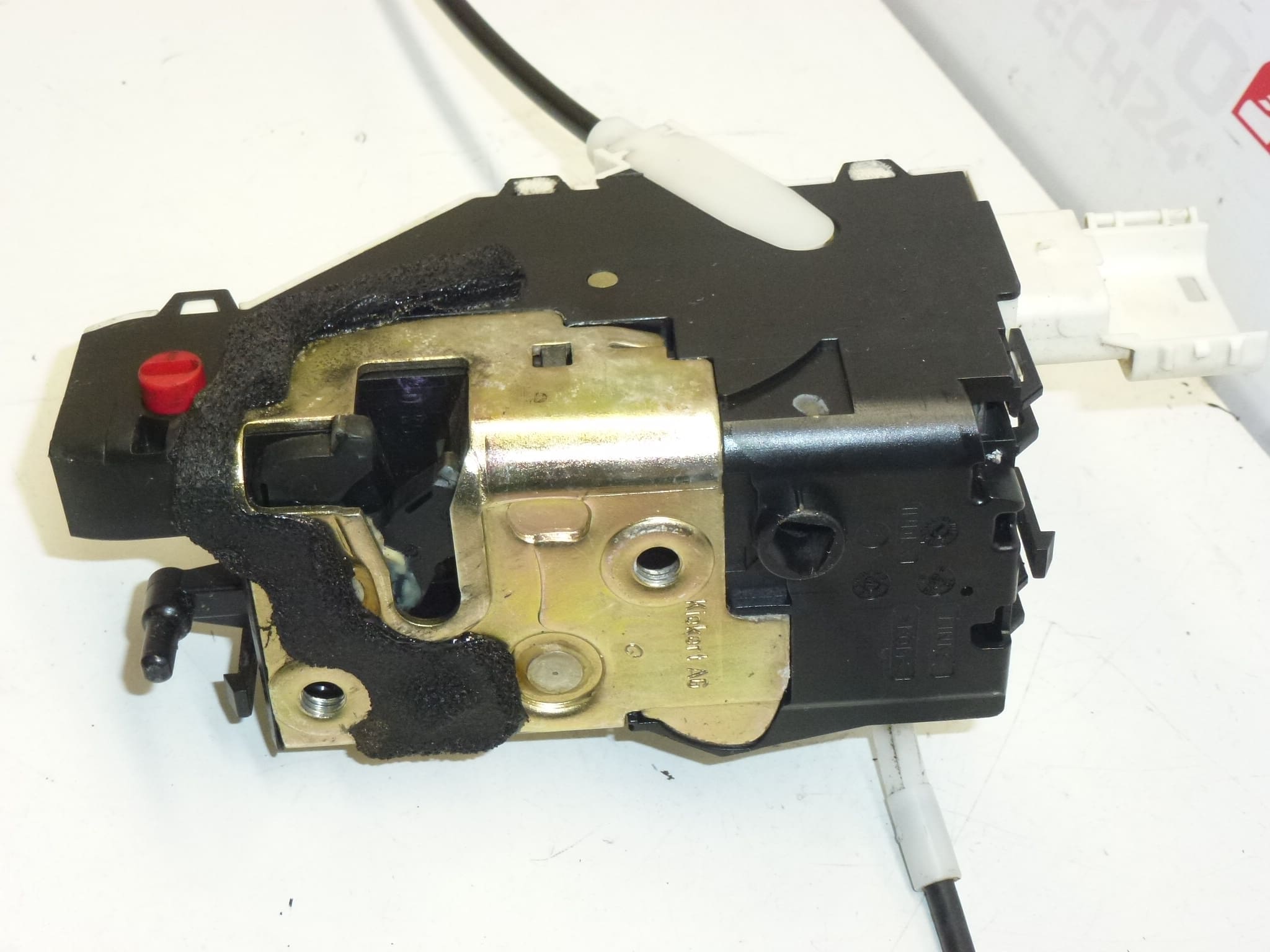 Verrou de Porte Arrière Gauche Électrique Peugeot 407 9681337380 9137K8 – Image 2