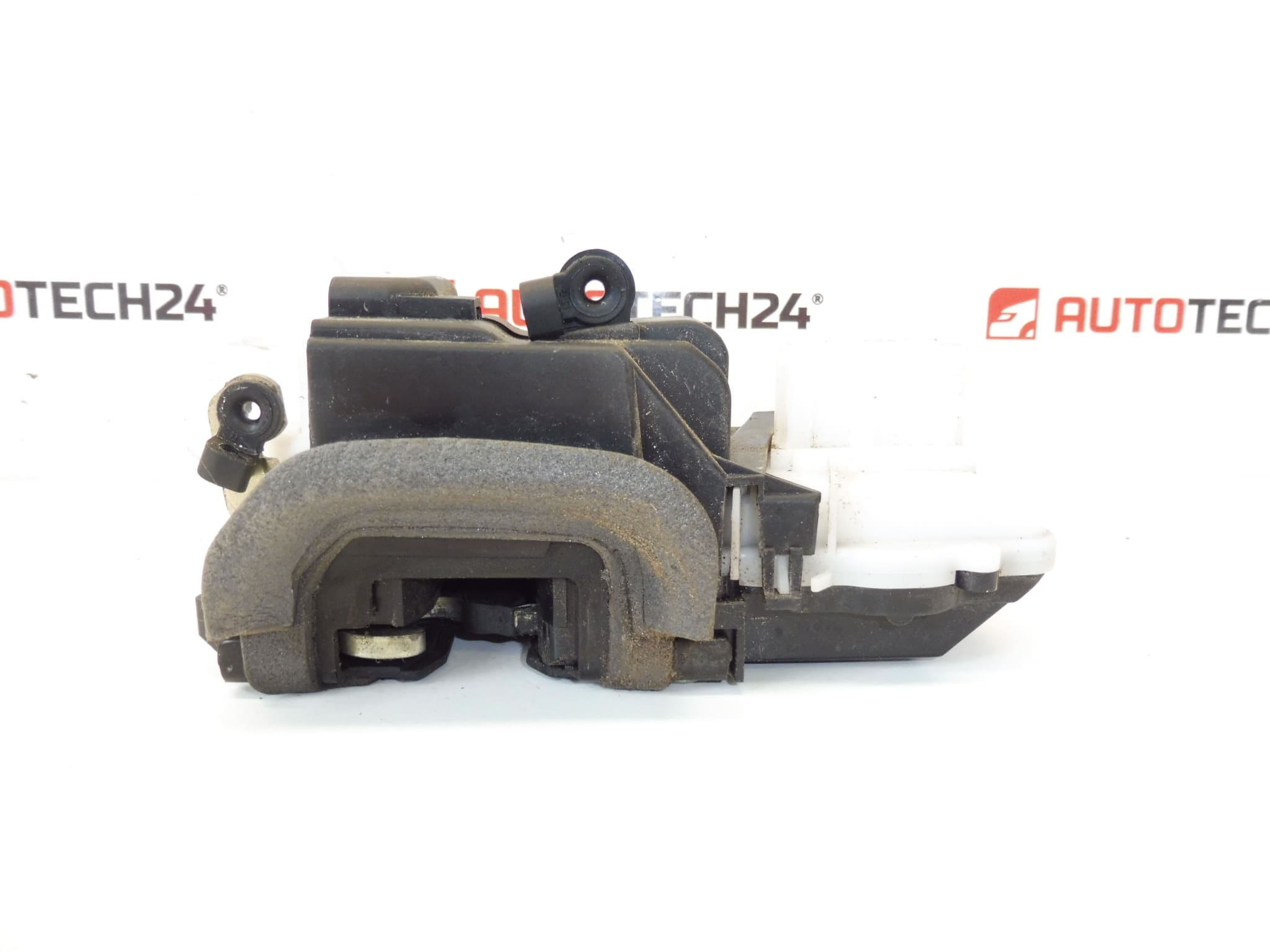 Verrou de porte avant droit Peugeot 607 9136H3 – Image 2