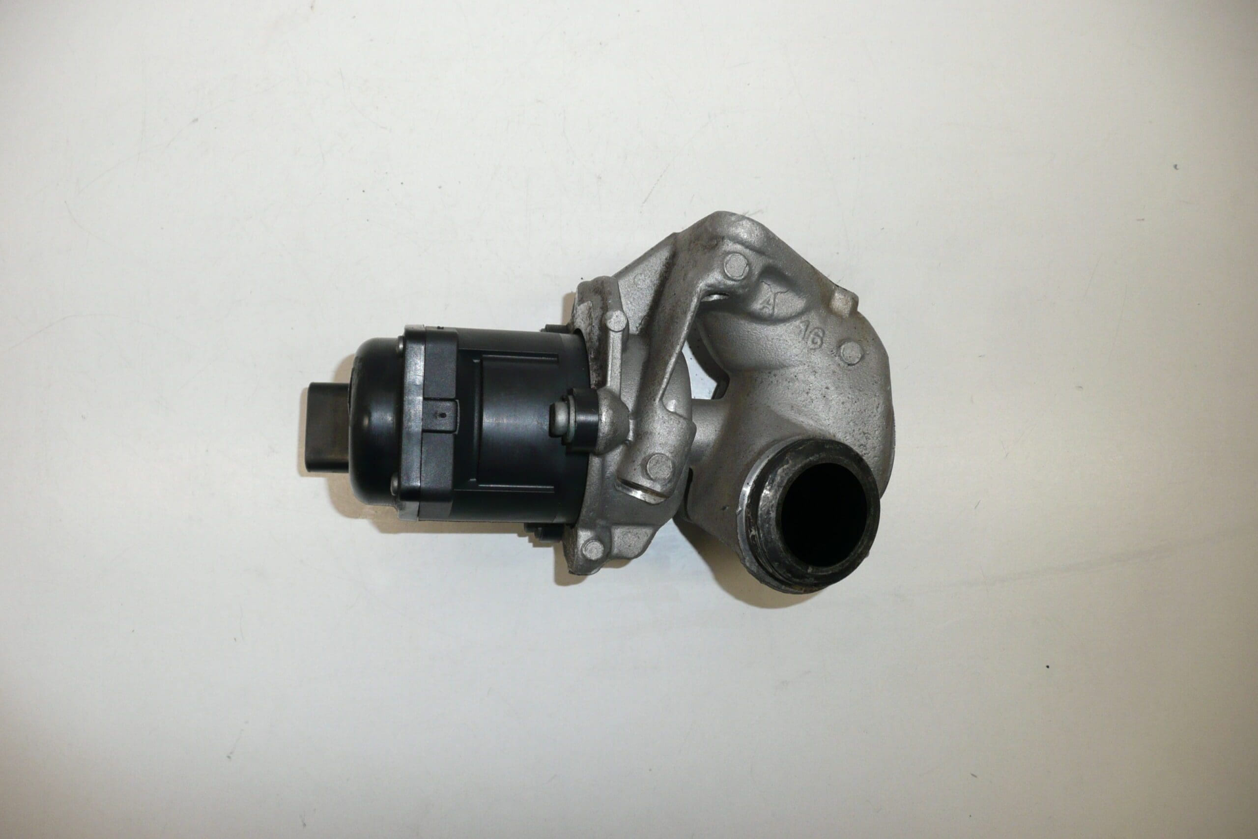 Vanne EGR 1.6 HDI Citroën Peugeot 9660276280 – Image 2