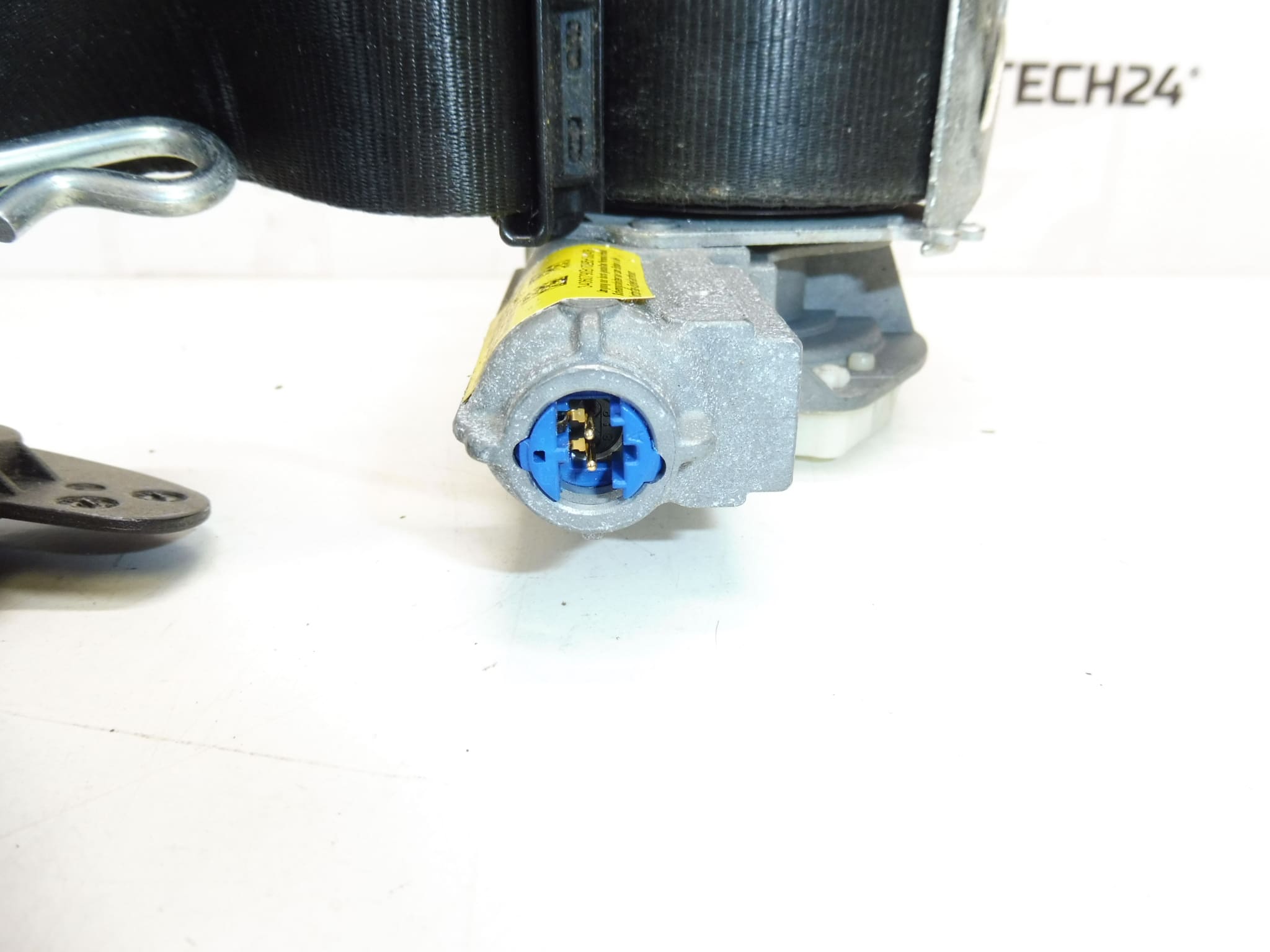 Ceinture de sécurité gauche Peugeot 3008 5008 34071115E 8975HL – Image 2