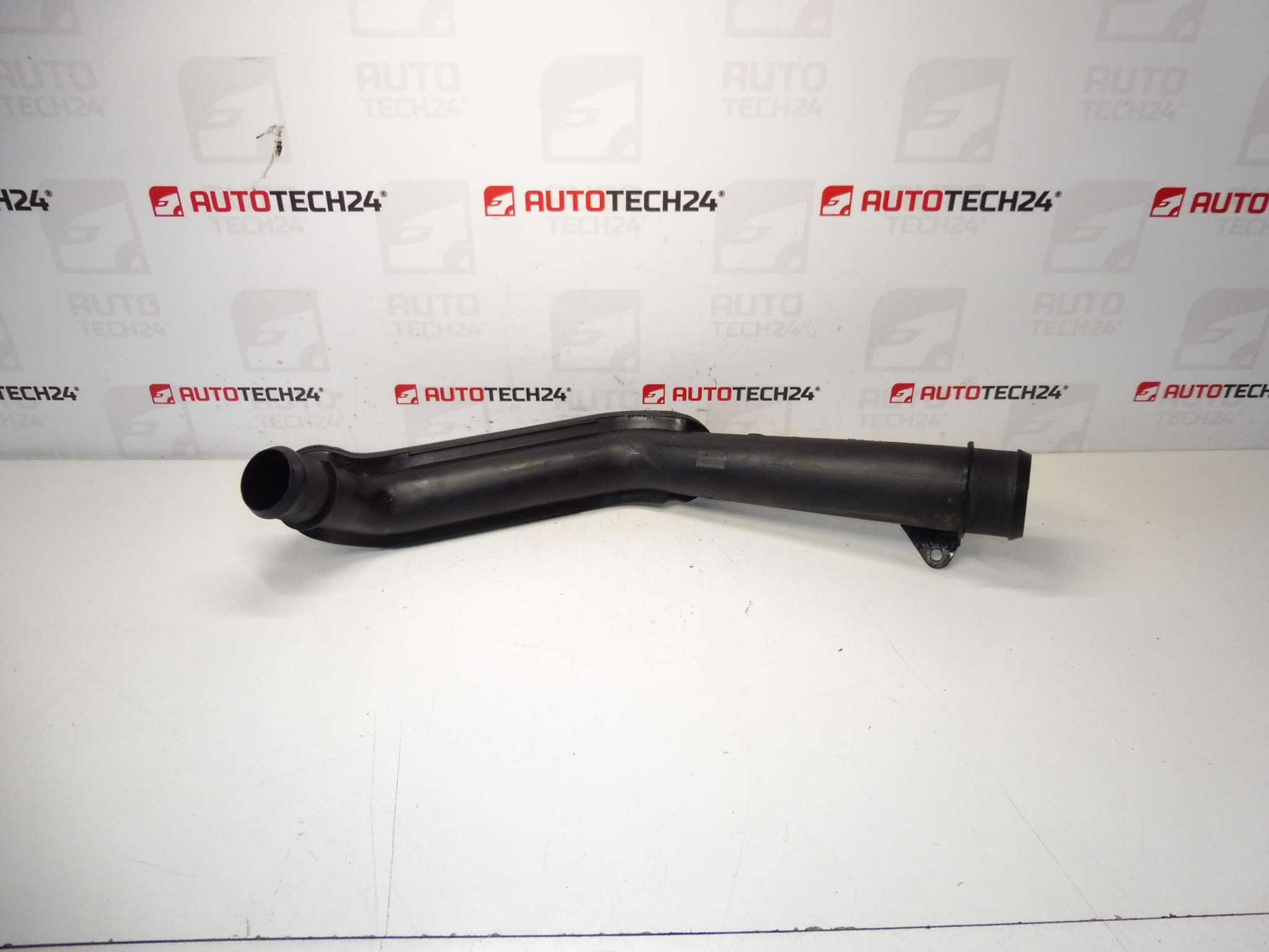 Tuyau turbo Citroën Peugeot 2.0 2.2 HDI 1487755080 0382X6