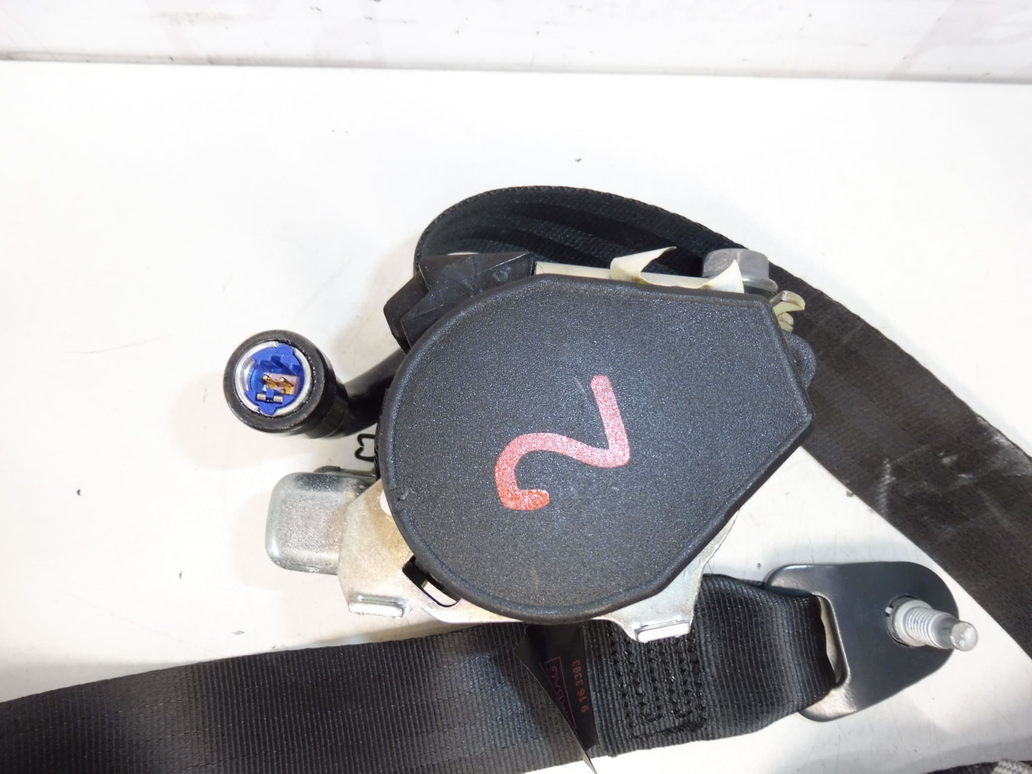 Ceinture de sécurité avant passager Peugeot 308 96569048XX 8975K5 – Image 2