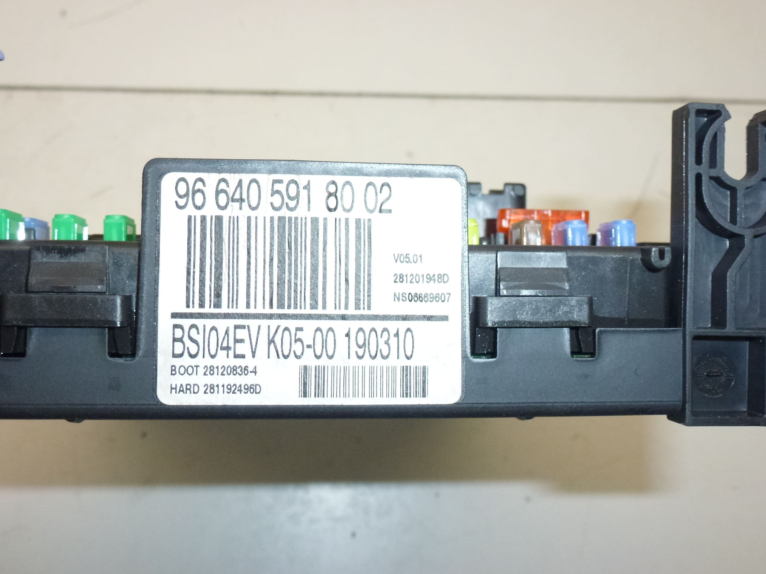 Module BSI BSI04EV K05-00 Johnson Controls pour Citroën Peugeot 9664059180 02 6580ZG – Image 2
