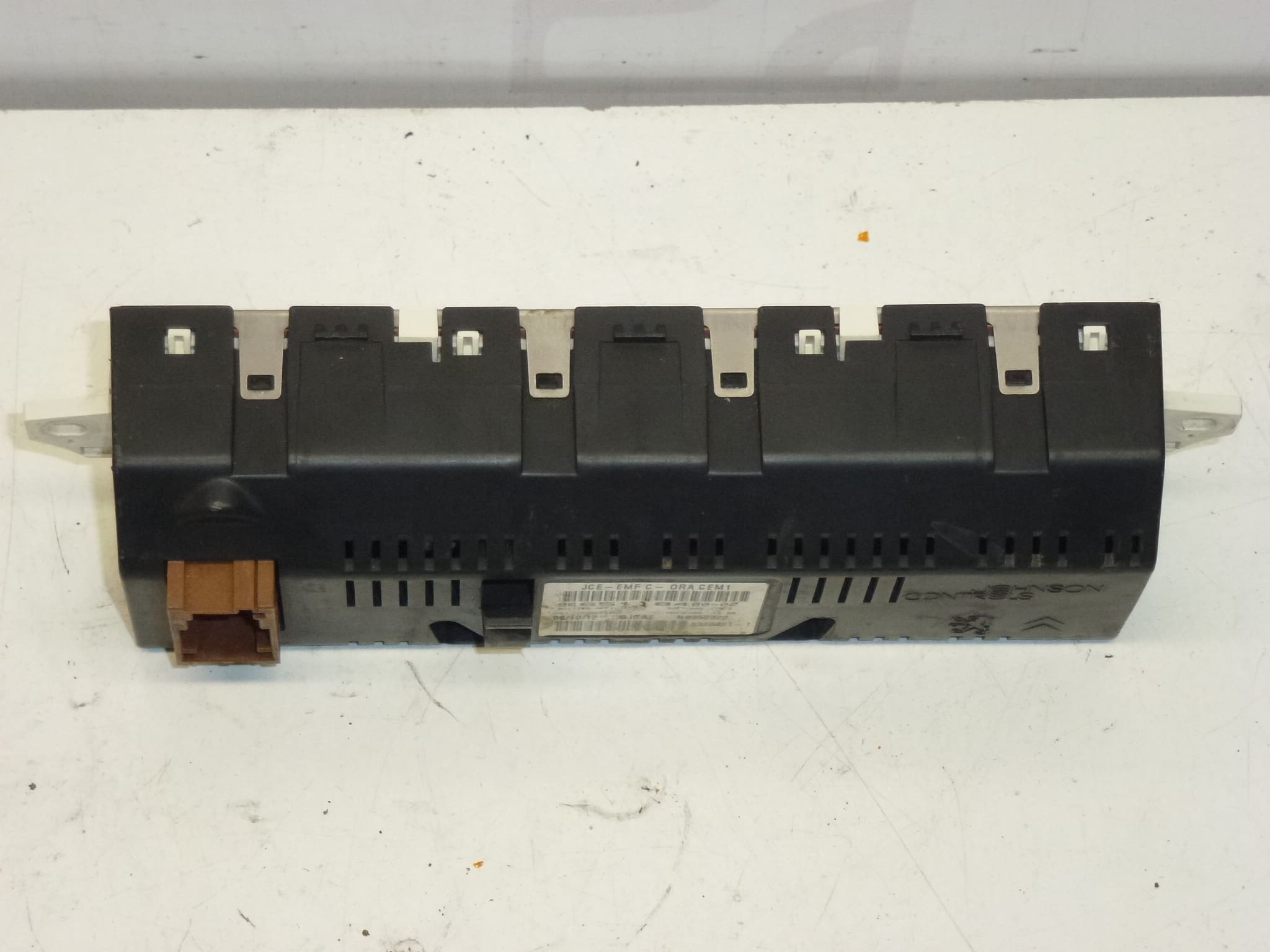 Affichage Radio et Ordinateur Peugeot 407 9665118480 659349 – Image 2