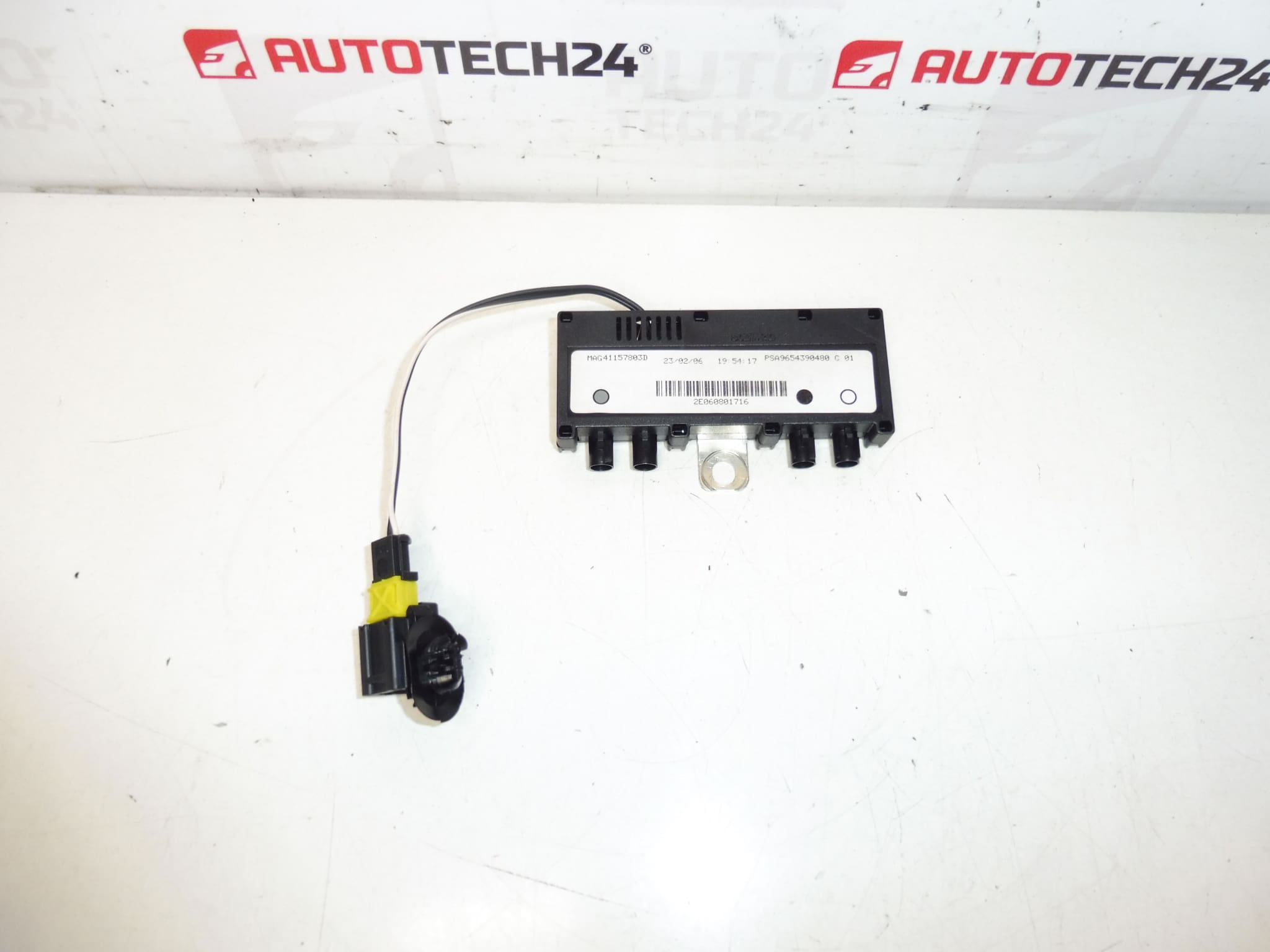 Adaptateur d'impédance Peugeot 407 9654390480 6561T7
