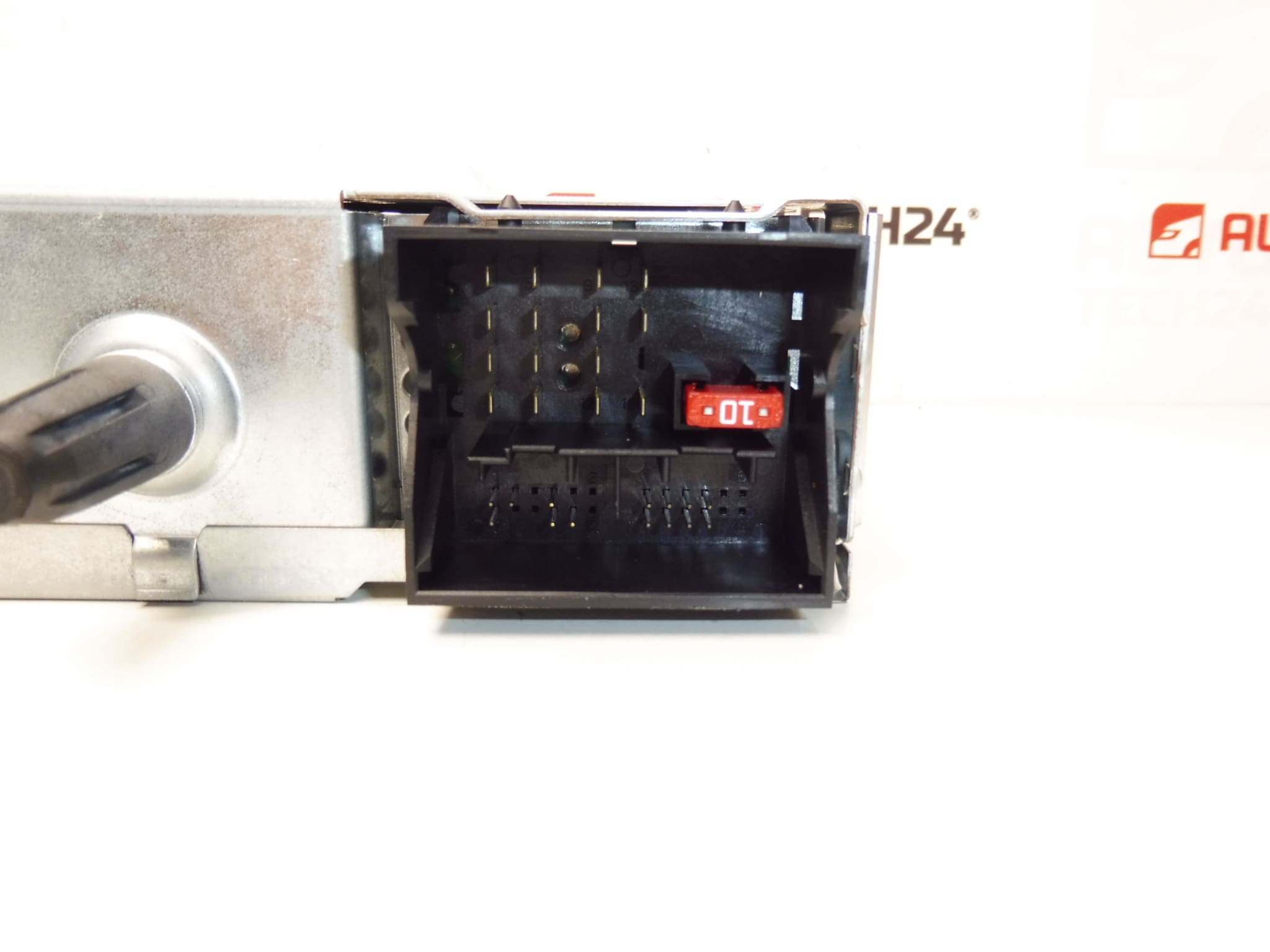 Autoradio Continental avec CD pour Citroën et Peugeot 98032842XT 16112066XT – Image 2