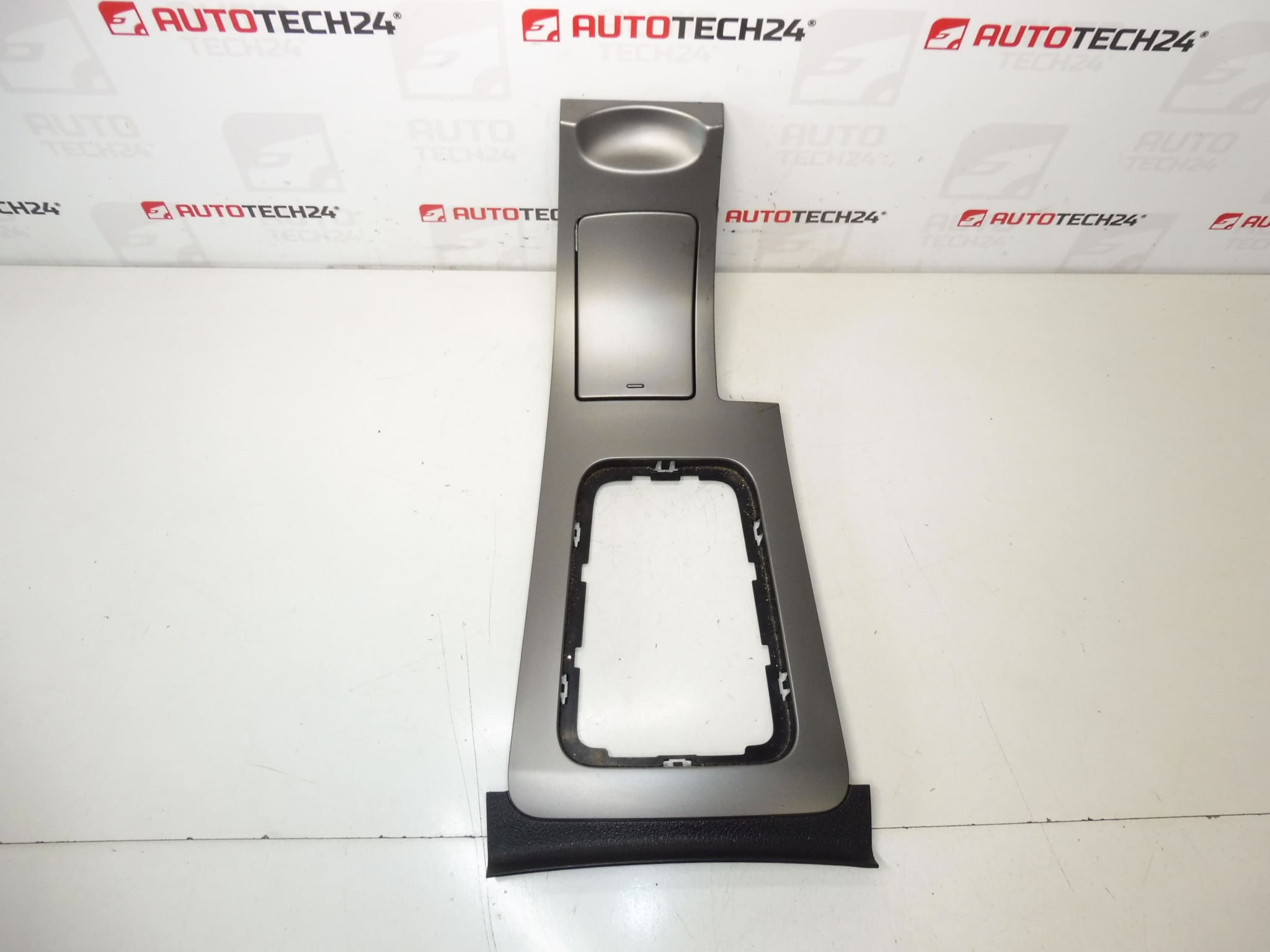 Panel central Panel Peugeot 407 9646824577 7589A5