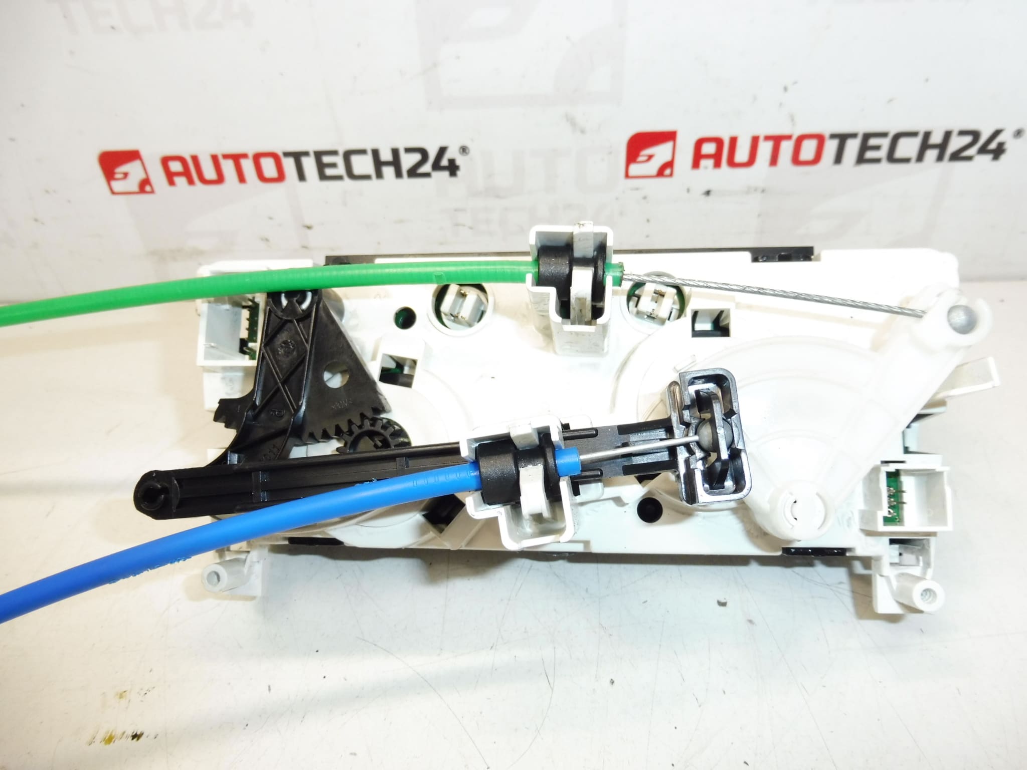 Commande de chauffage et climatisation Citroën C3 Picasso T1001394S 6452N0 6452N5 – Image 2