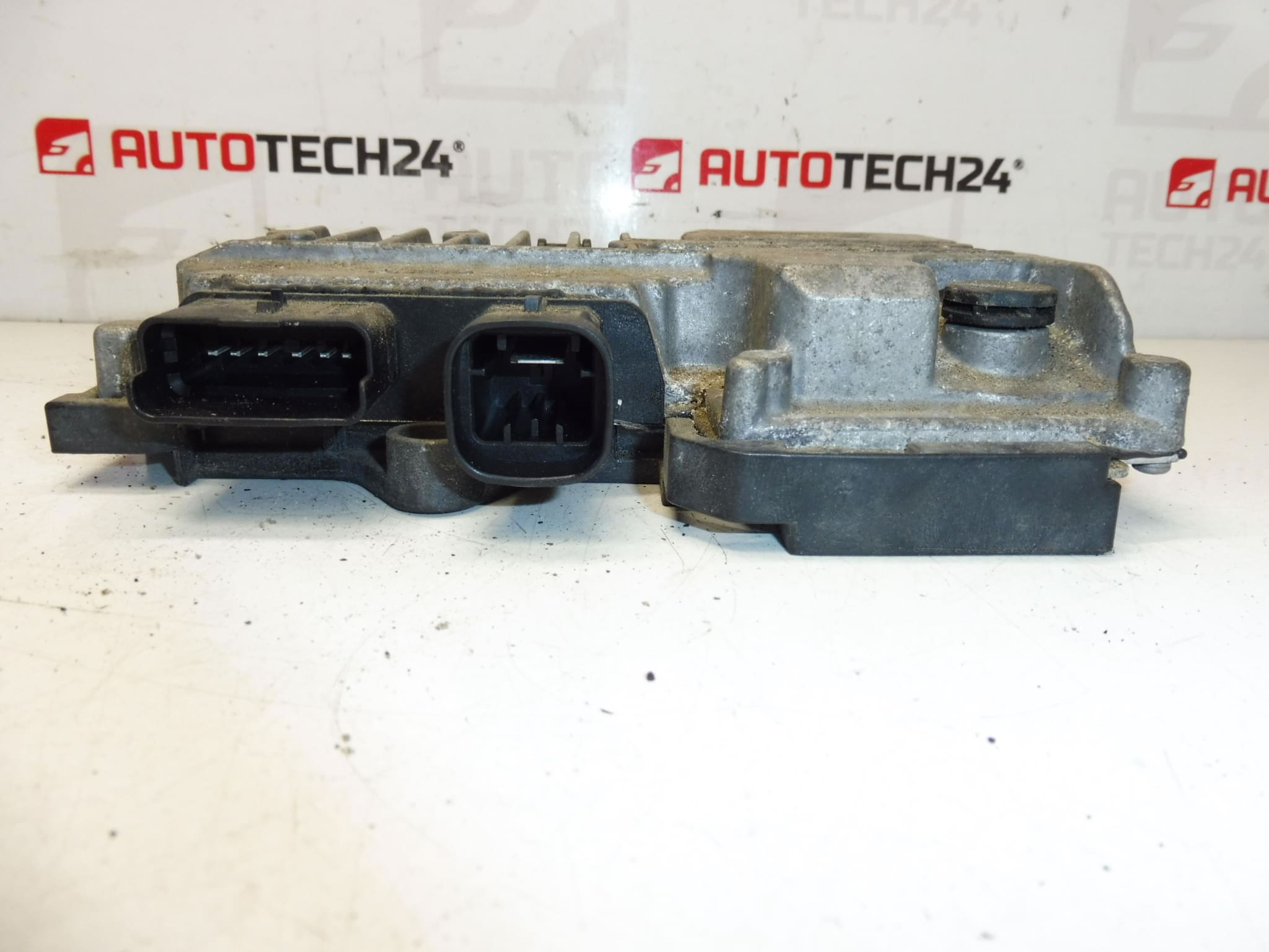 Unité De Contrôle ECU Start/Stop Delphi Citroën Peugeot 9810858280 – Image 2