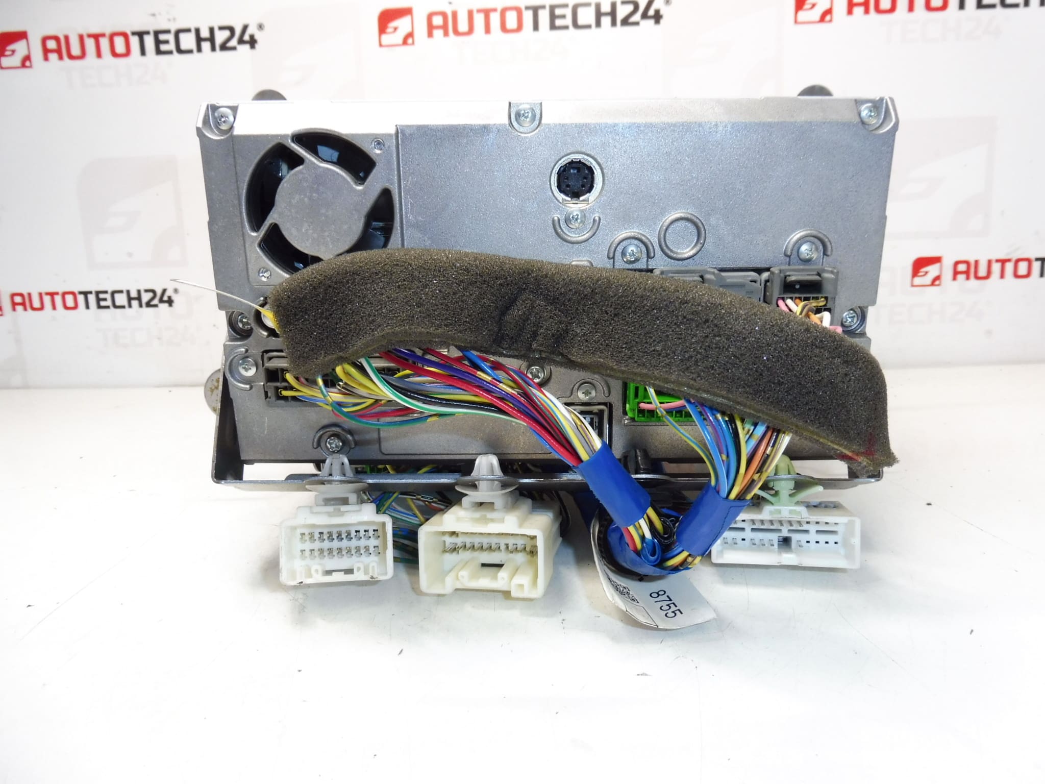 Radio Auto Navi Citroën C-Crosser 8750A139 6574P0 – Image 2