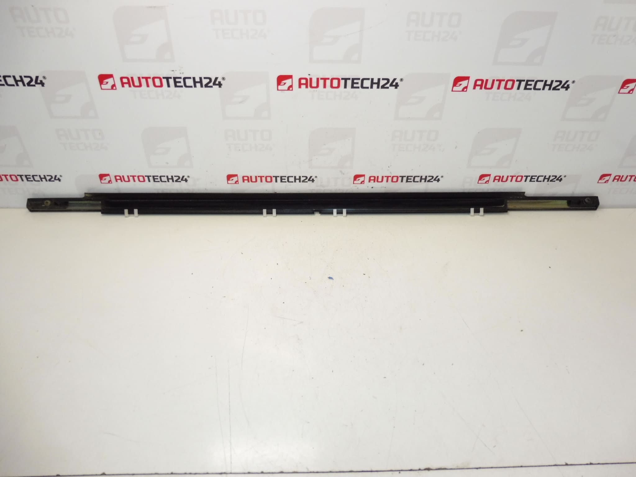 Citroen C-crosser Peugeot 4007 9309p6 Porte arrière – Image 2