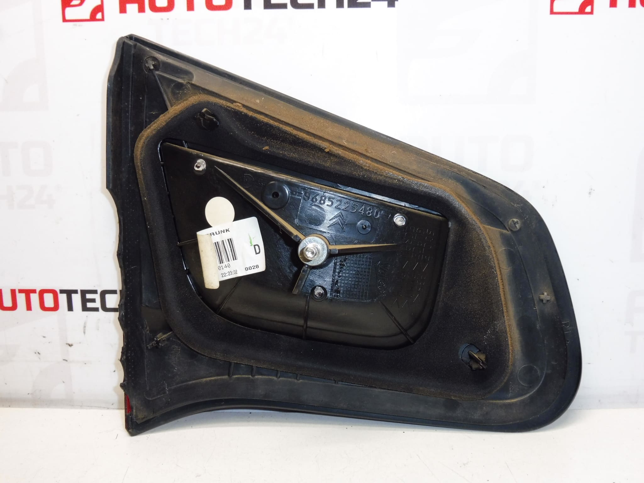 Feu arrière droit Citroën C3 II 89090140 – Image 2