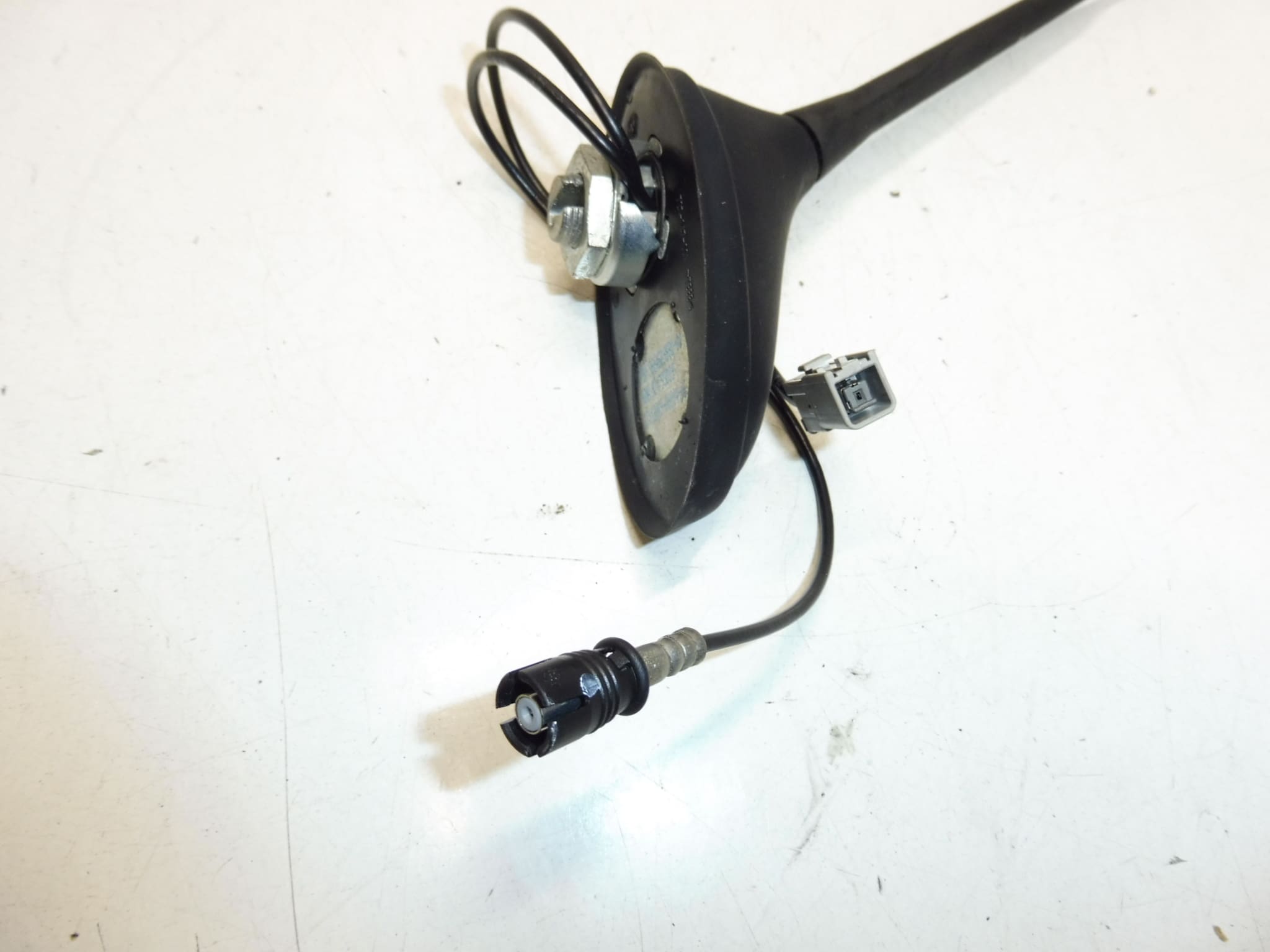 Antenne GPS Peugeot 3008 5008 9664509580 6561XT – Image 2