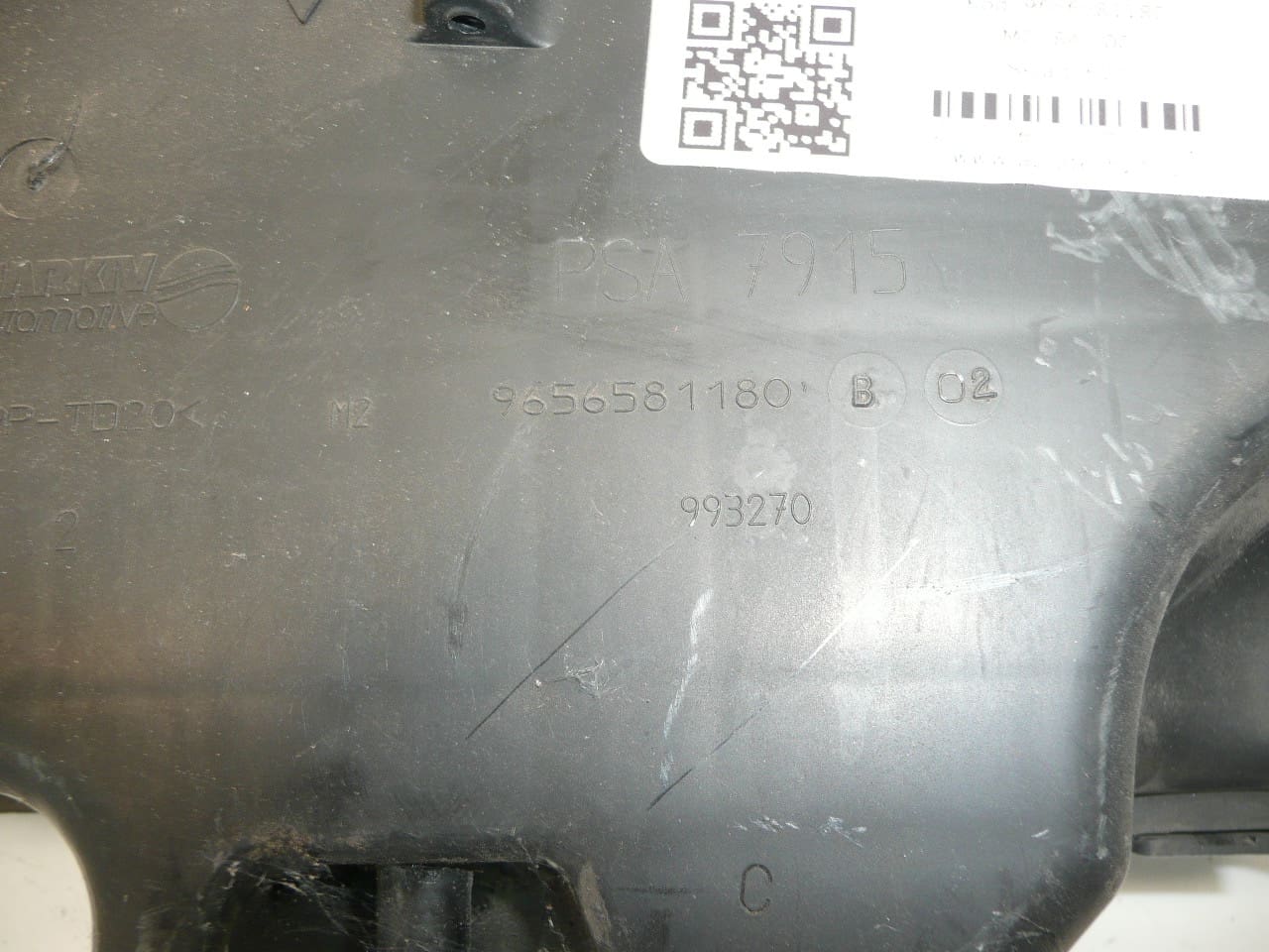 Boitier filtre Citroën Peugeot 1.6 HDI 9656581180 – Image 2