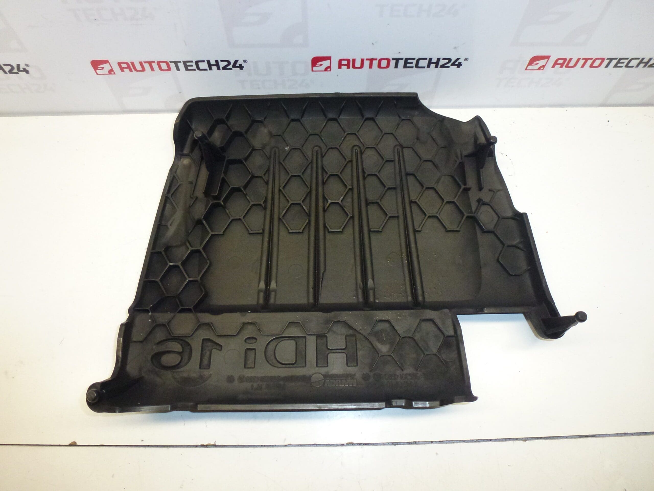 Cache moteur 1.6 HDI Citroën 9659999980 0137E5 – Image 2