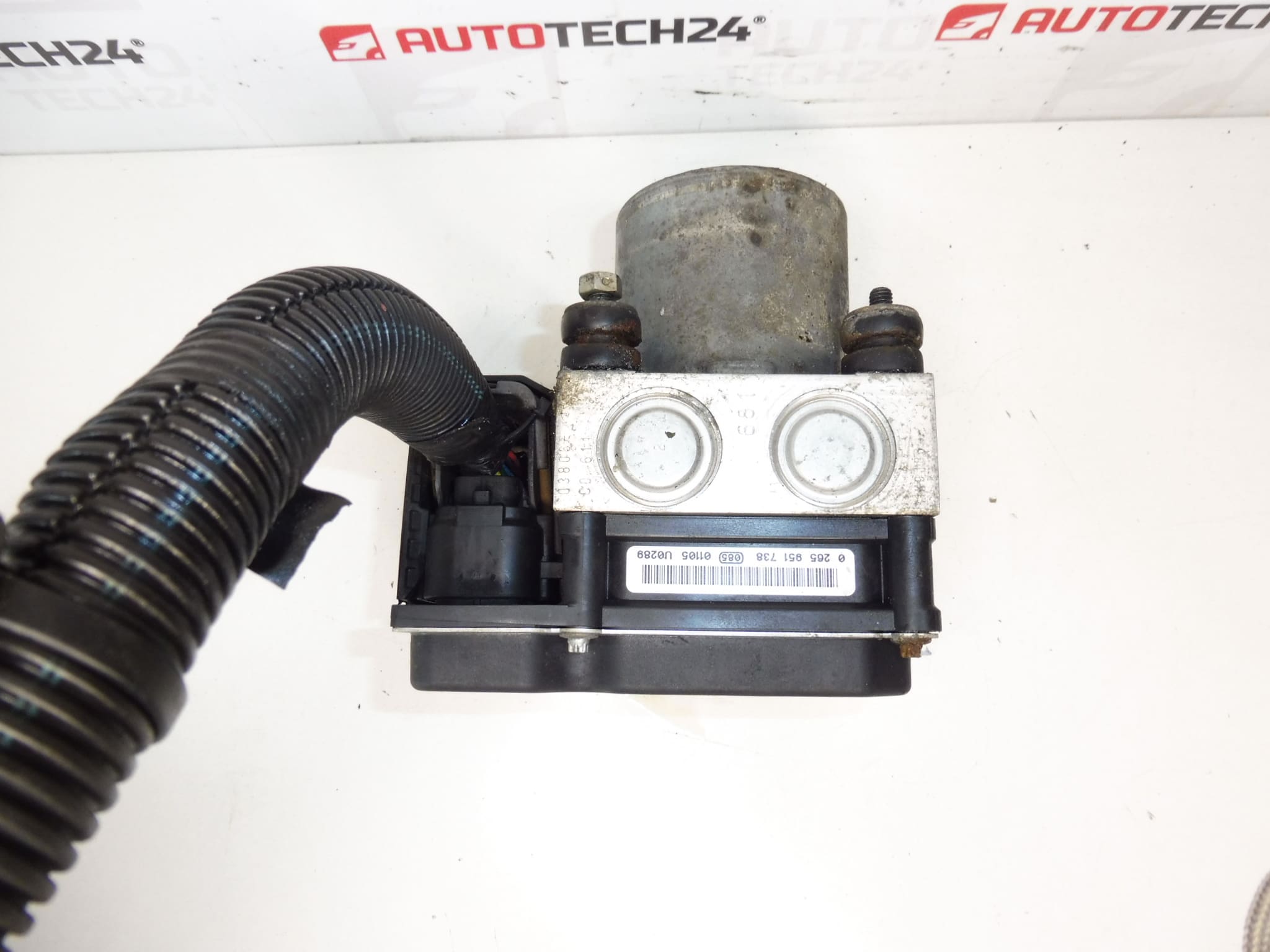 Calculateur ABS Peugeot 3008 5008 0265951738 9674677580 0265230304 – Image 2