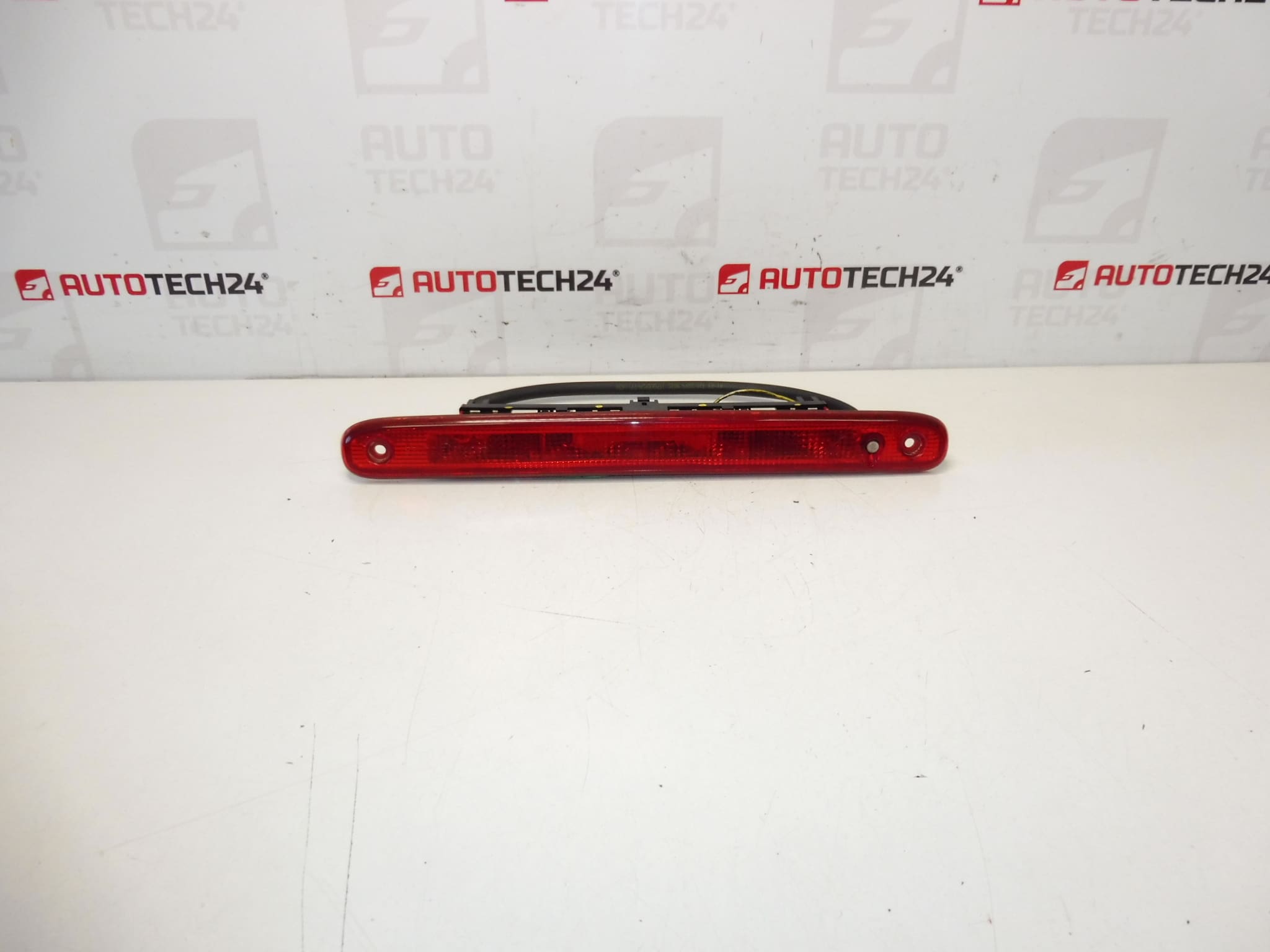 Troisième feu stop occasion Citroën C1 Peugeot 107 1606372780