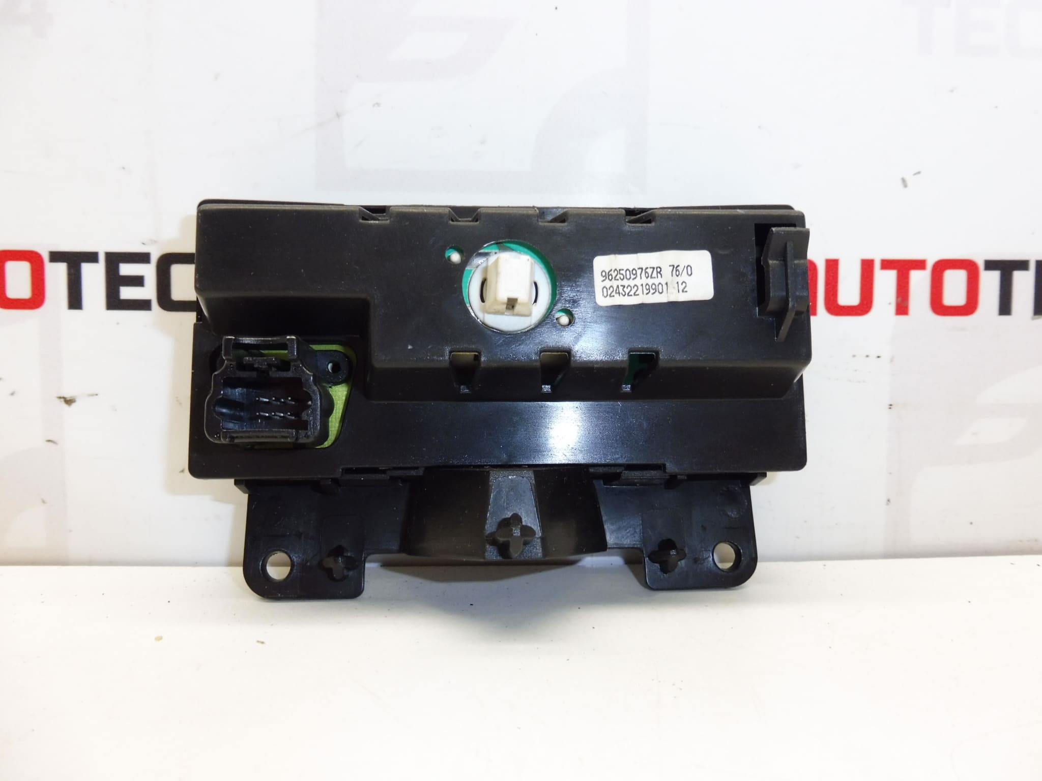 Afficheur Citroën Peugeot 96250976ZR 6155N2 – Image 2