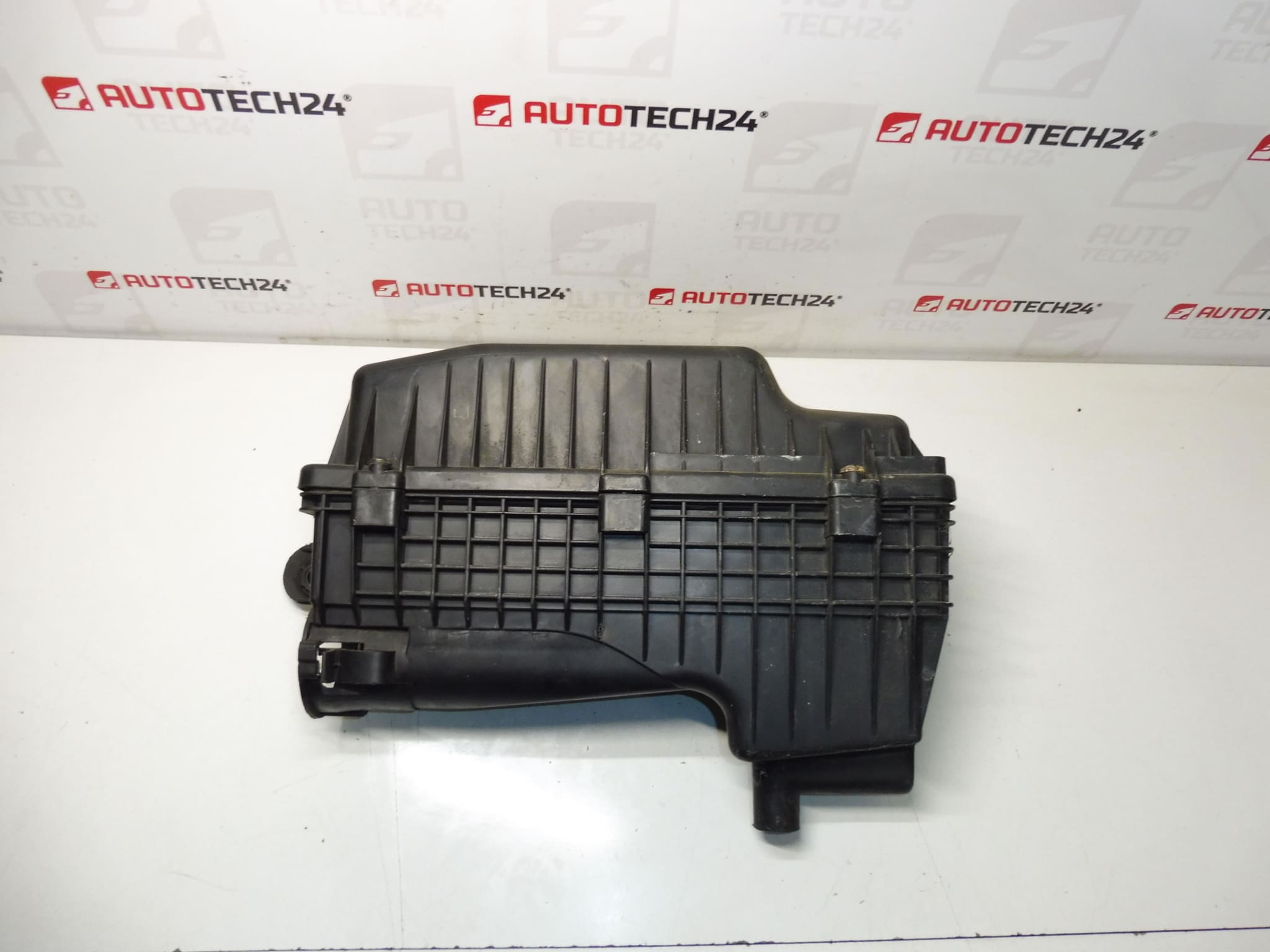 Boitier filtre Citroën Peugeot 9658662780 9646467280 1420P7