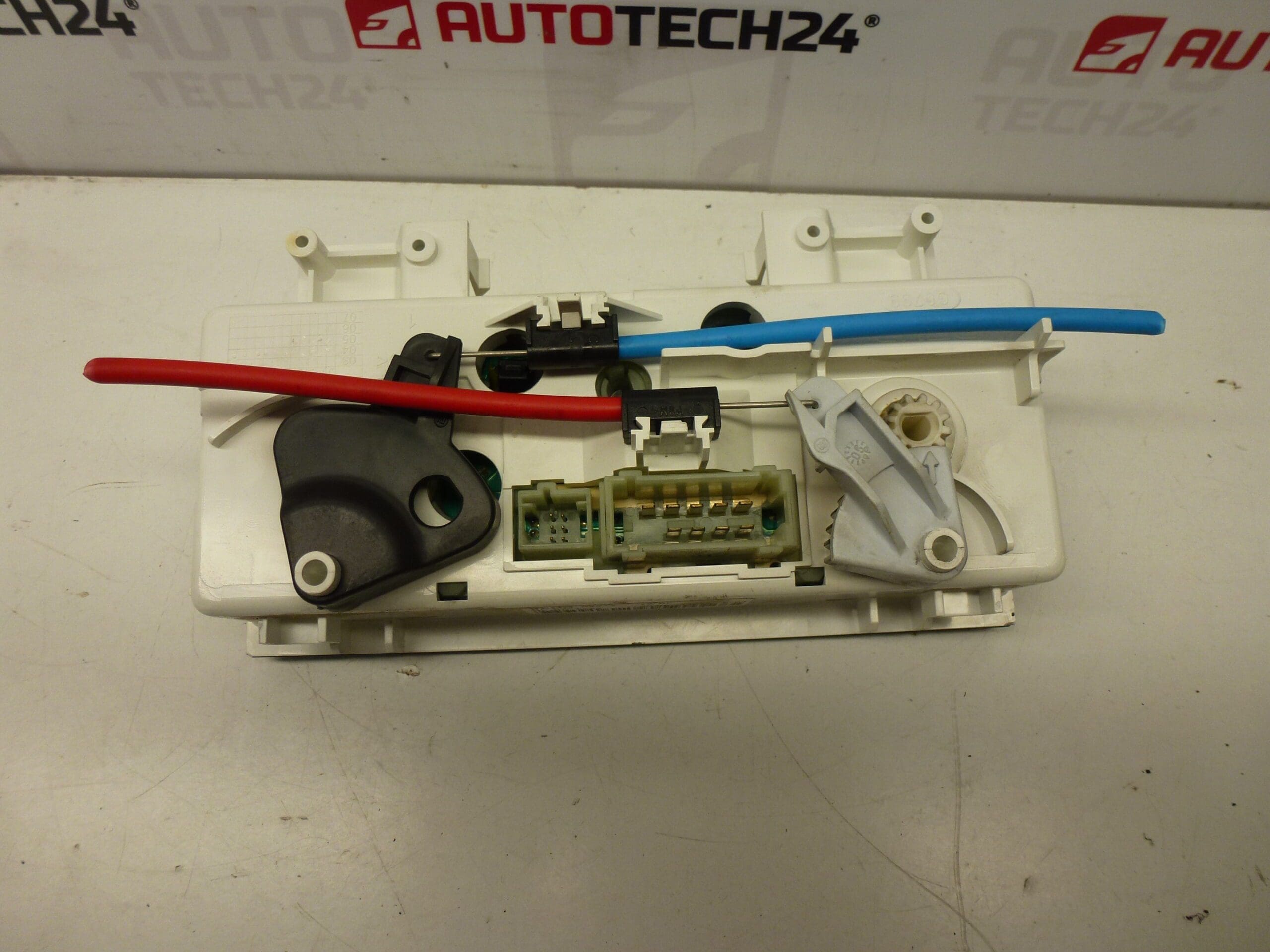 Chauffage et climatisation Peugeot 307 II K2860 T5RF 1607875480 6451VN – Image 2