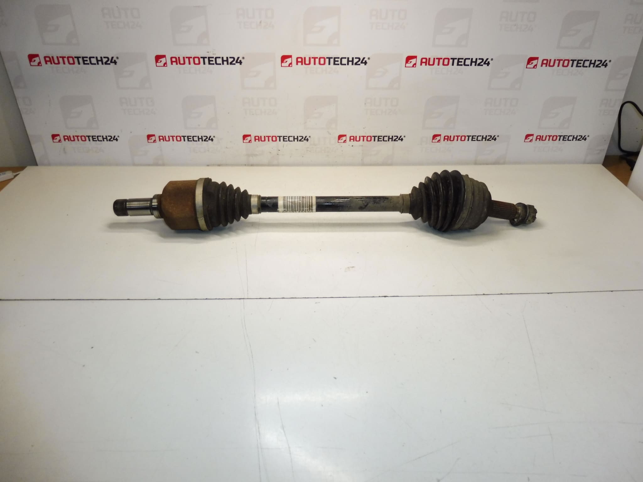 Demi-essieu gauche Citroën Peugeot 9809149380 1611621080