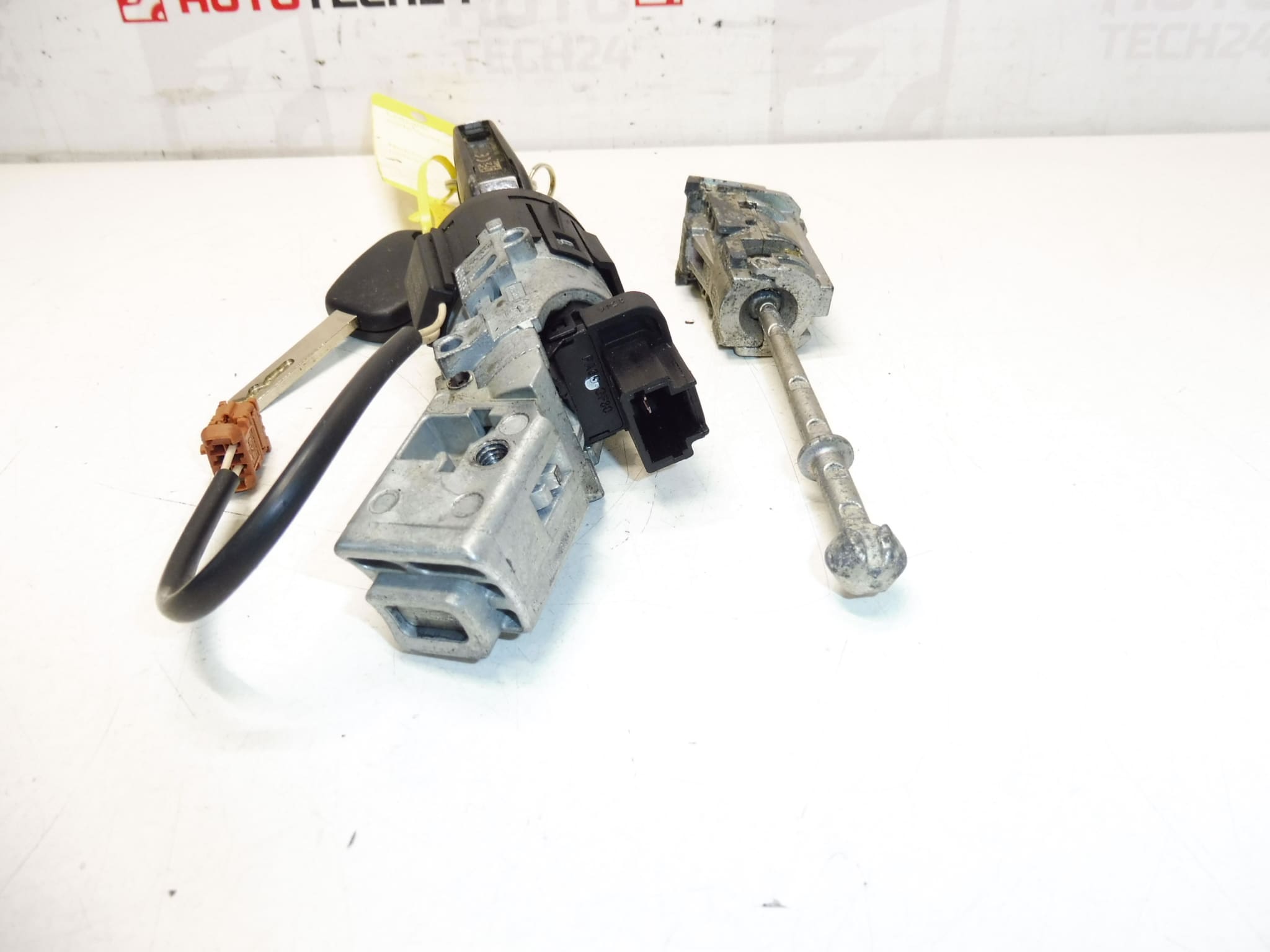 Jeu de serrures plus 2x clé Citroen C-Elysée 9678792780 – Image 2