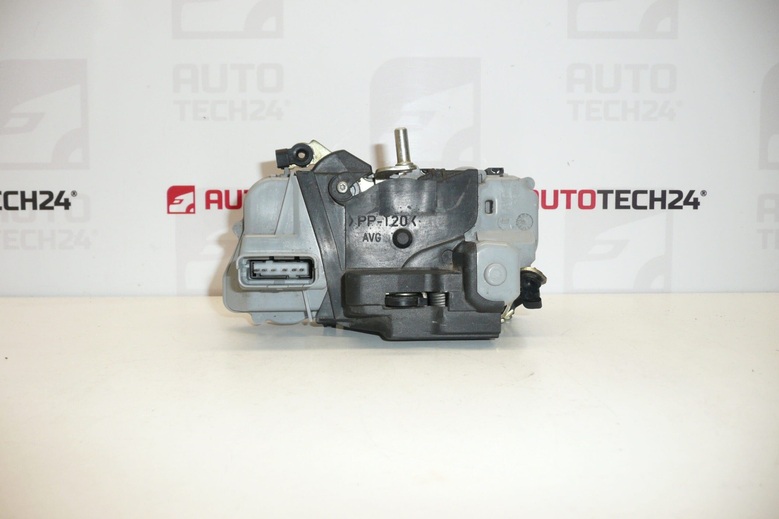 Serrure de porte avant gauche Citroën Xsara Picasso 9135H5 – Image 2